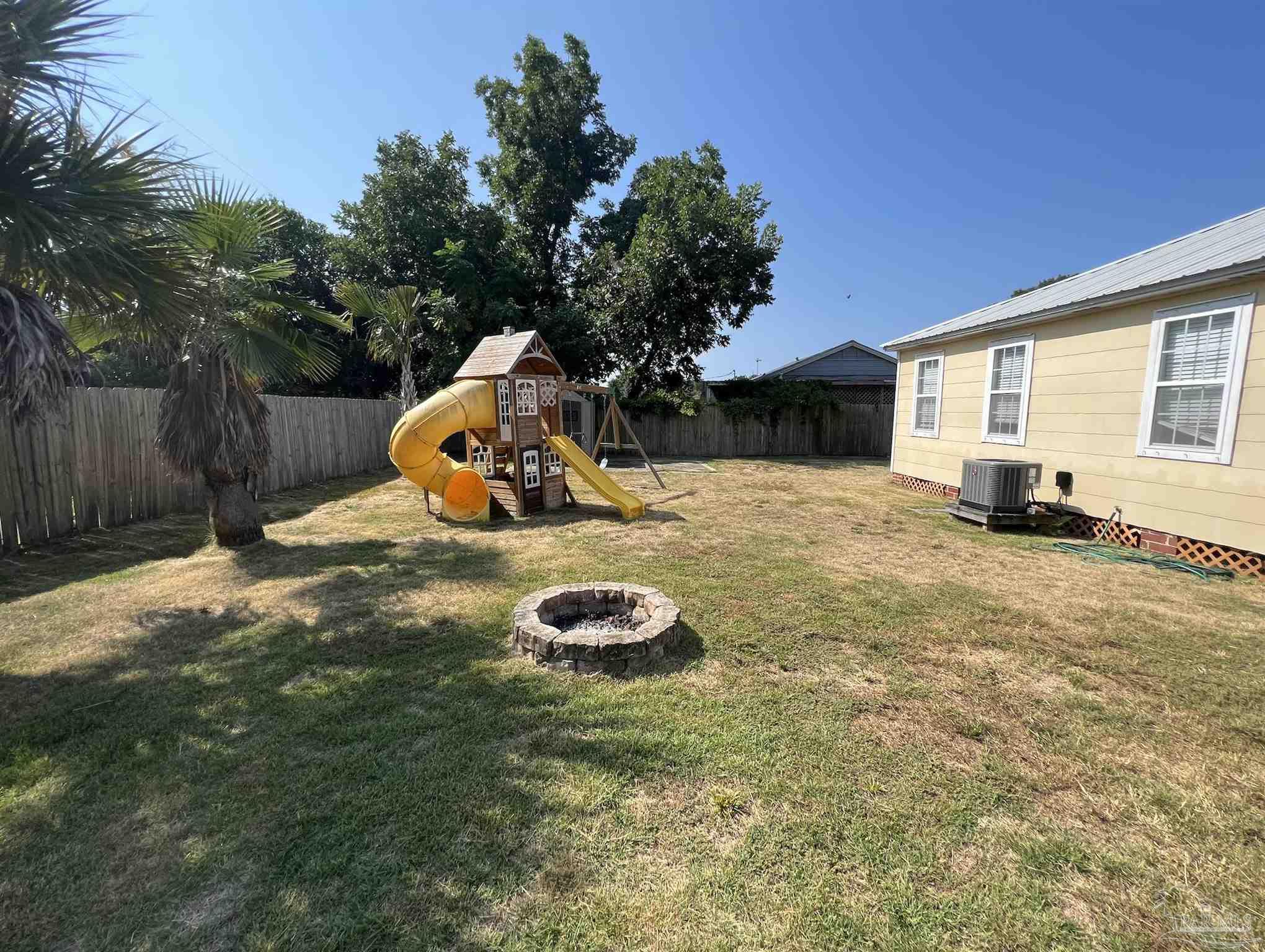 402 Labree Rd