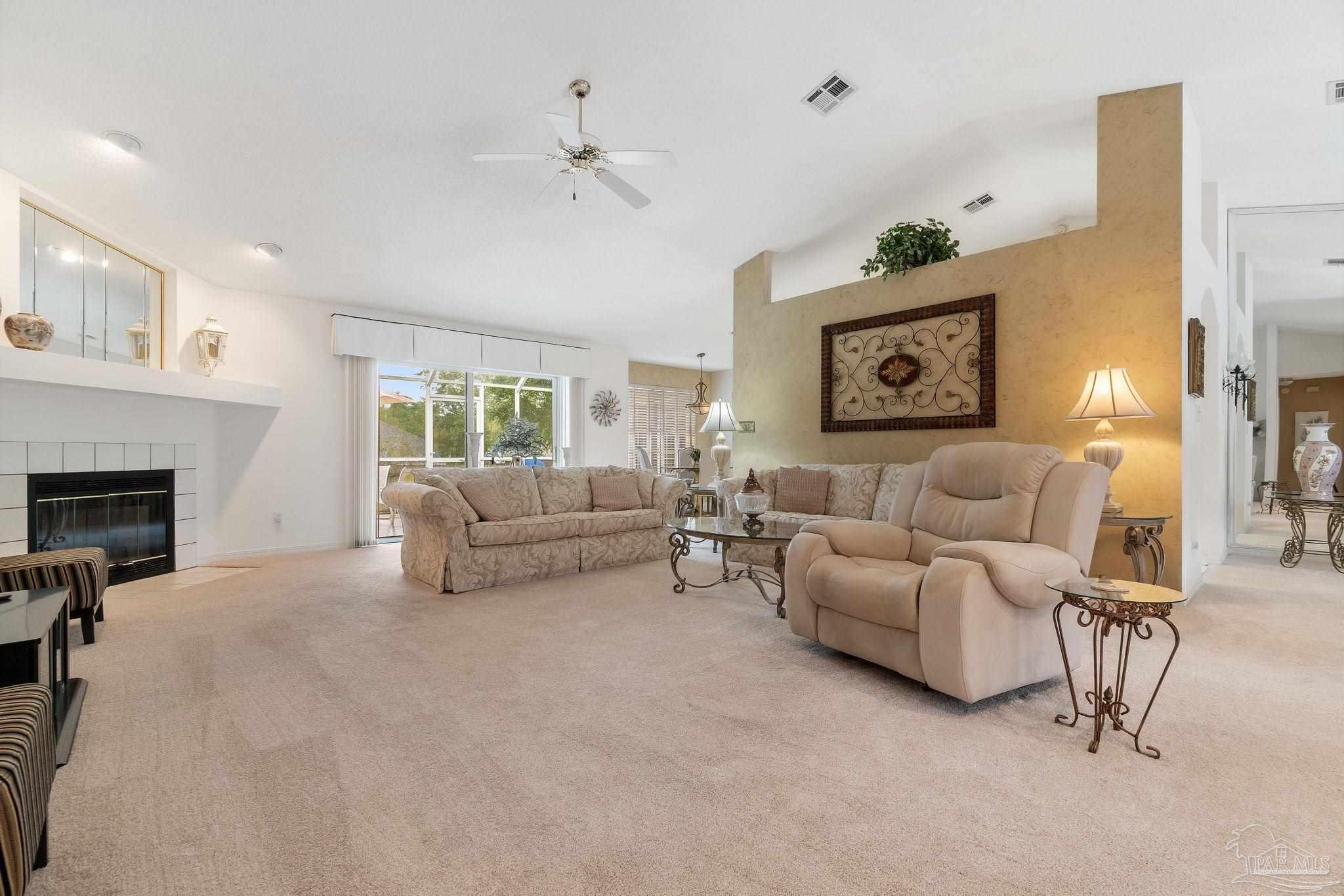 5078 Highpoint Dr