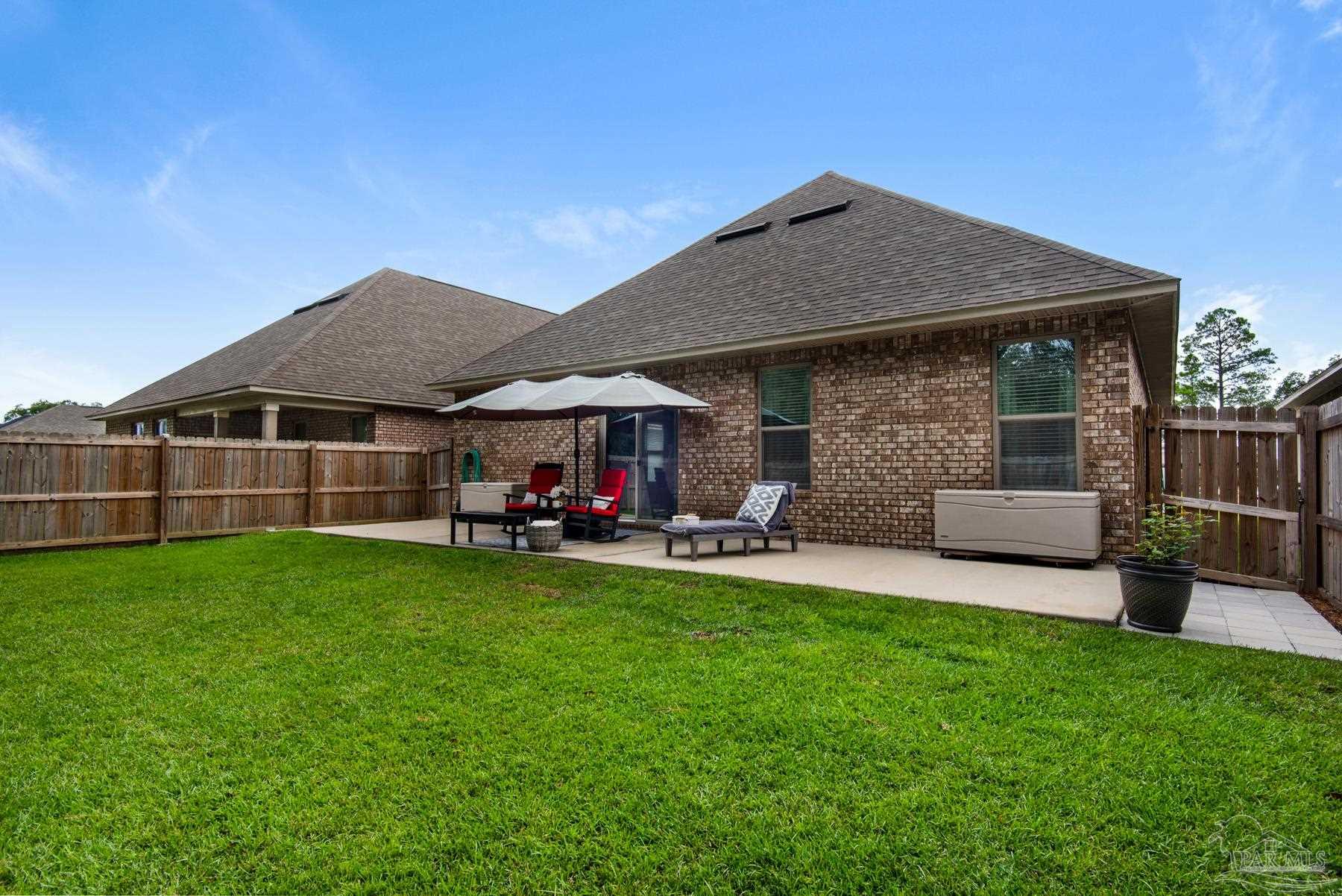 5352 Parkside Dr