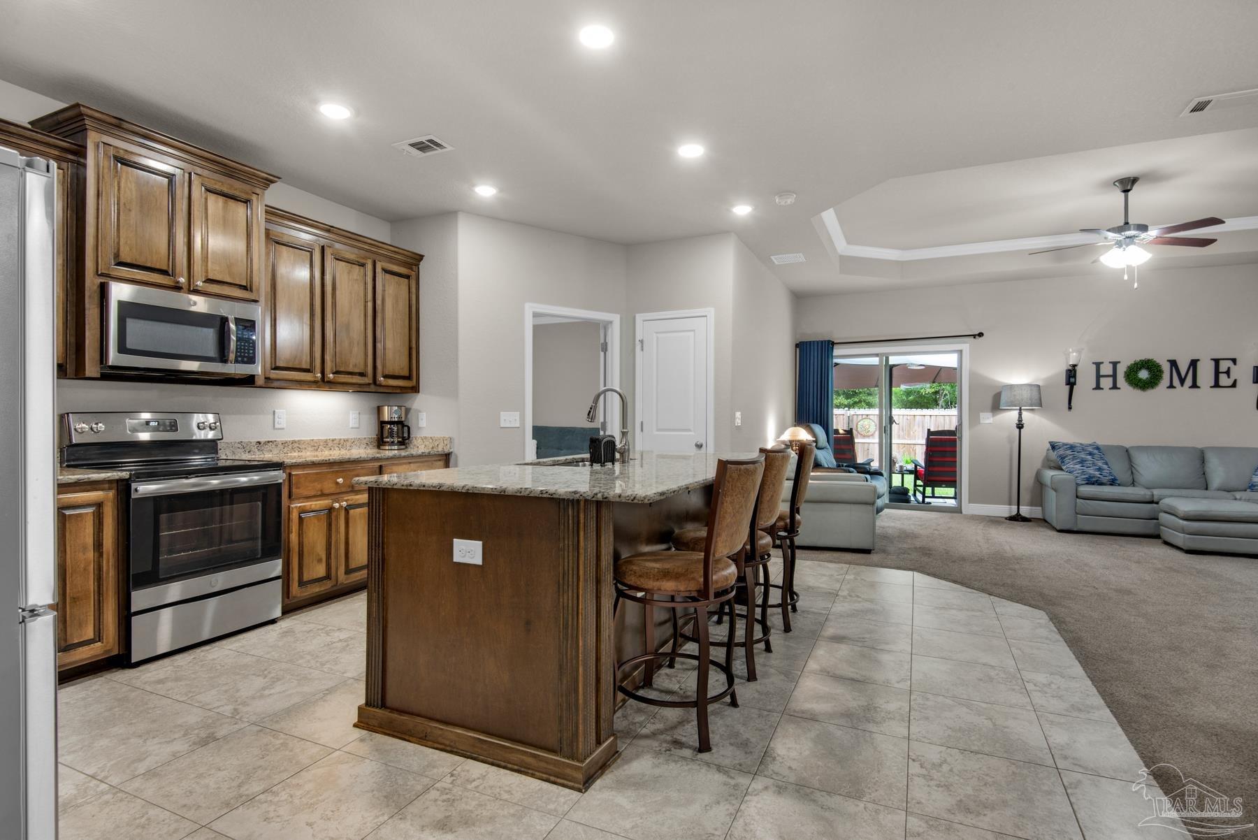 5352 Parkside Dr