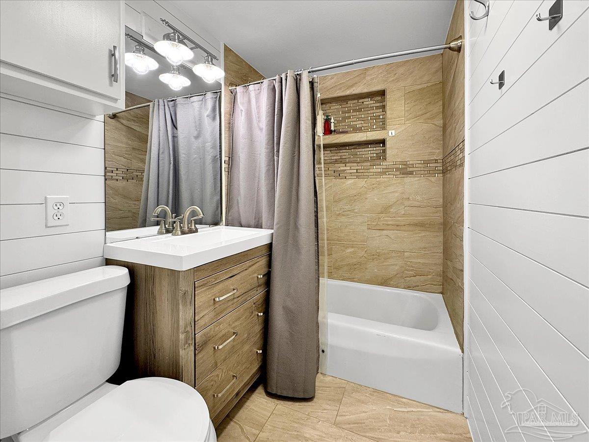 3750 Martin St
