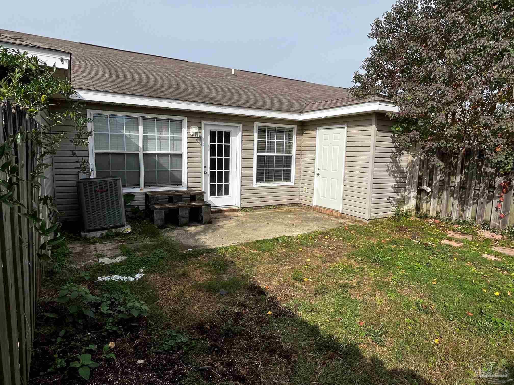 8146 Heirloom Dr