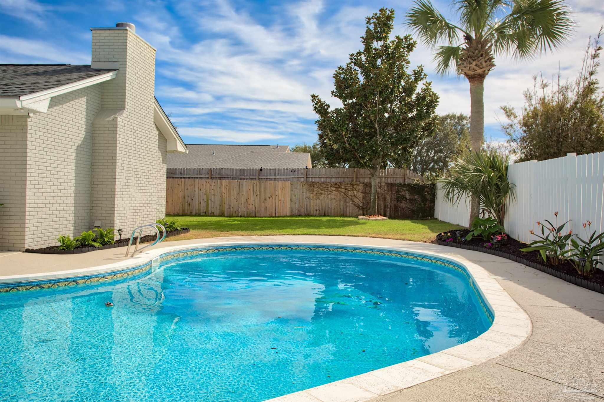 1251 Bayview Ln