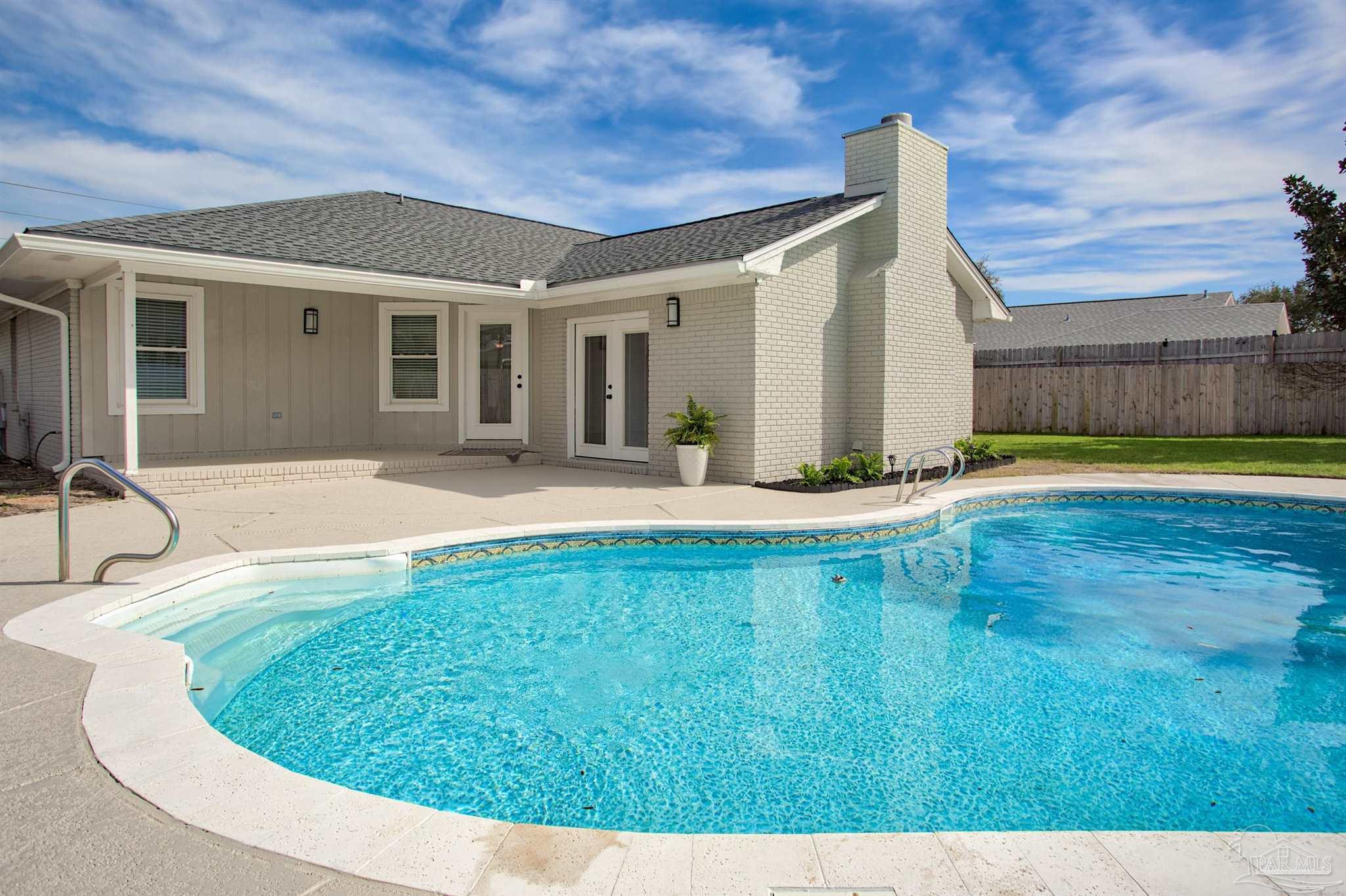 1251 Bayview Ln