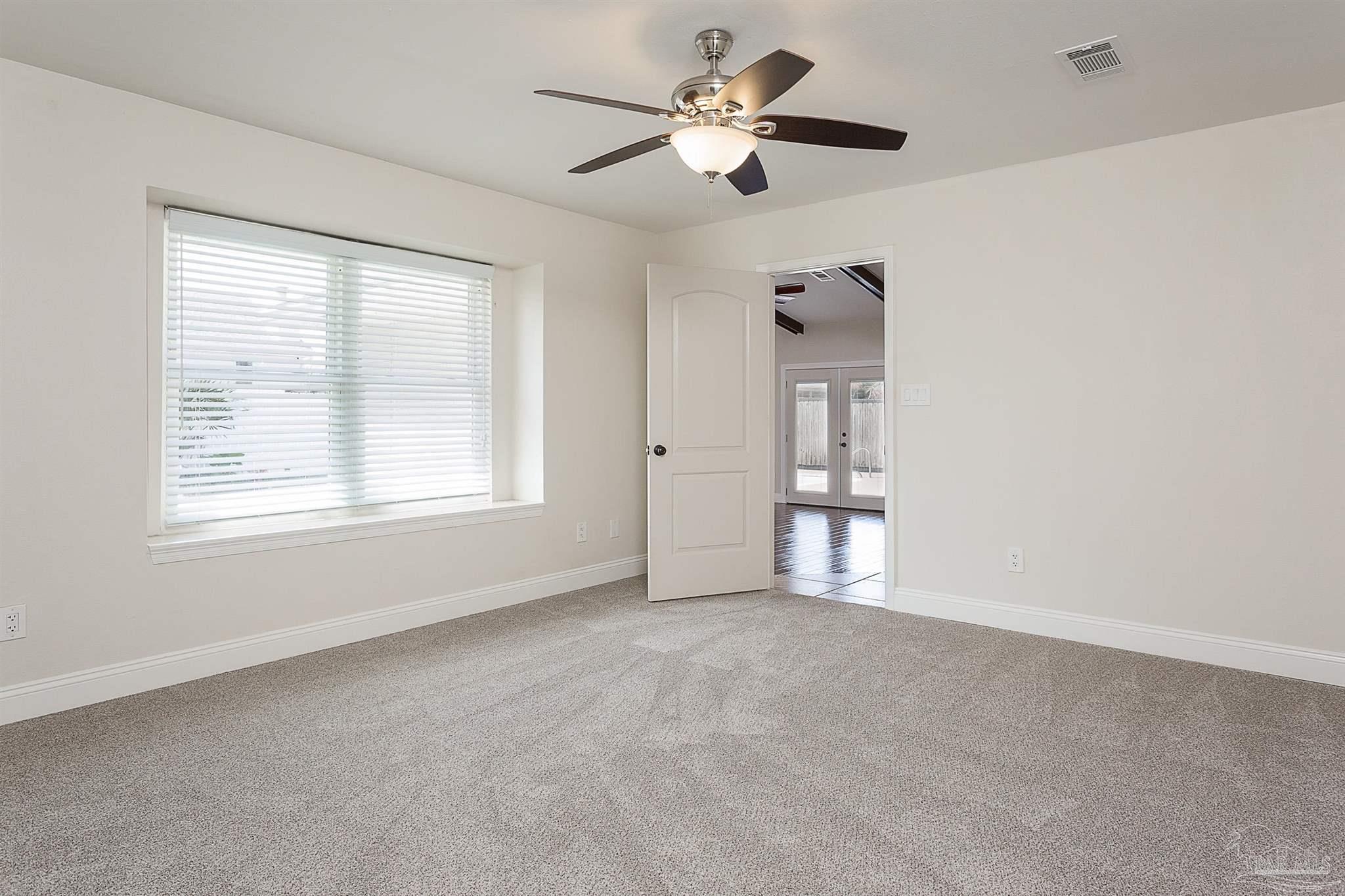 1251 Bayview Ln