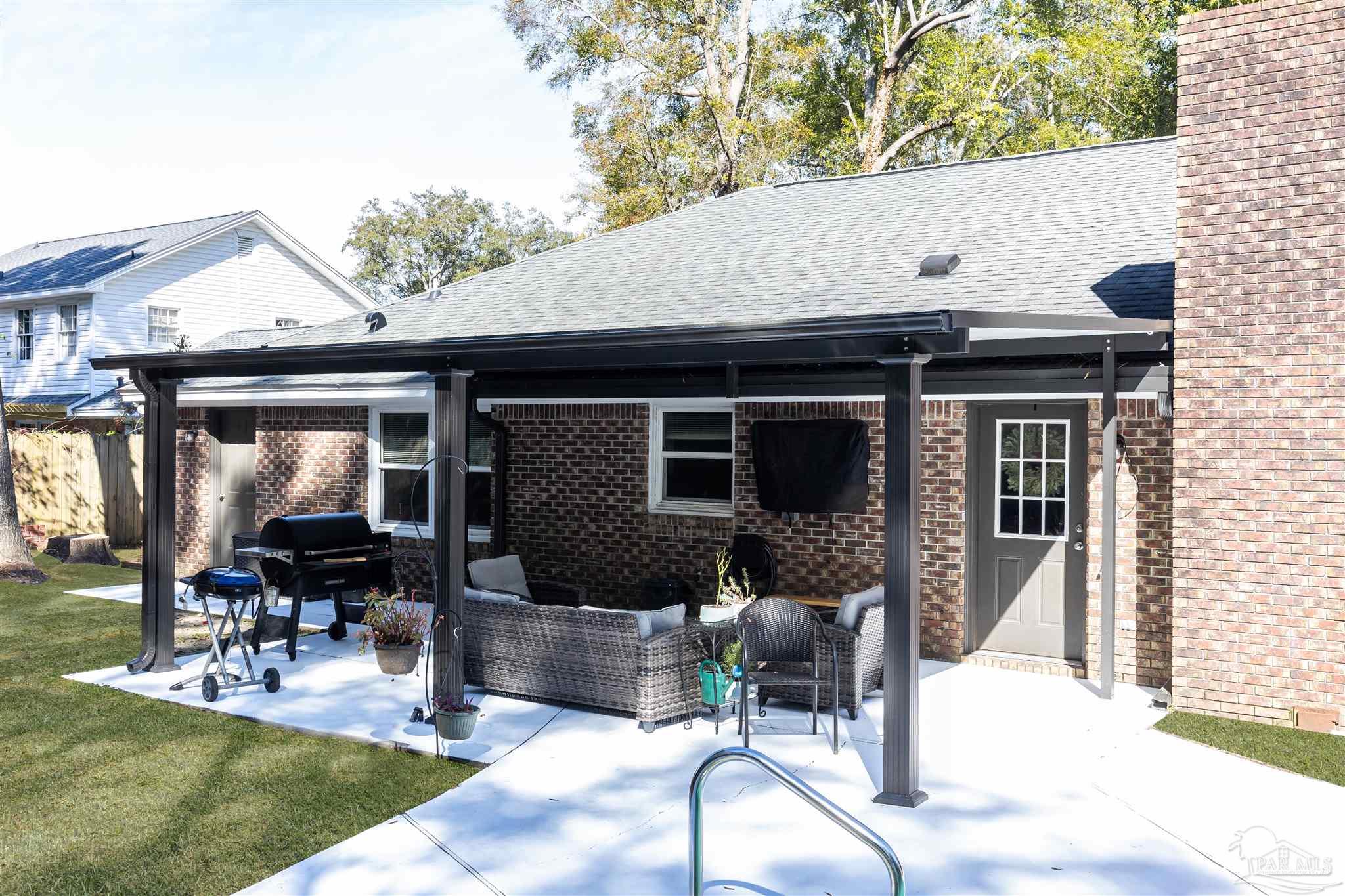 1101 Tamara Dr