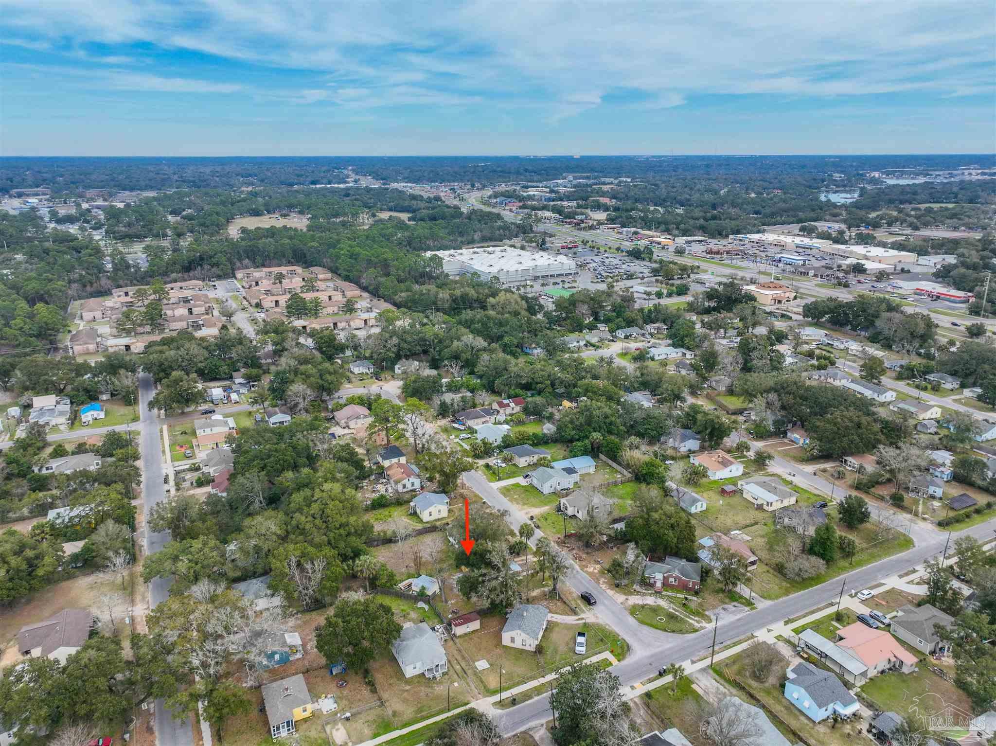 3 E Carver Dr