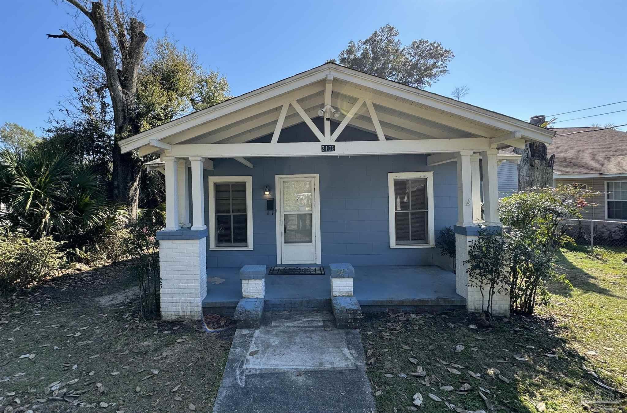 3109 E Gonzales St