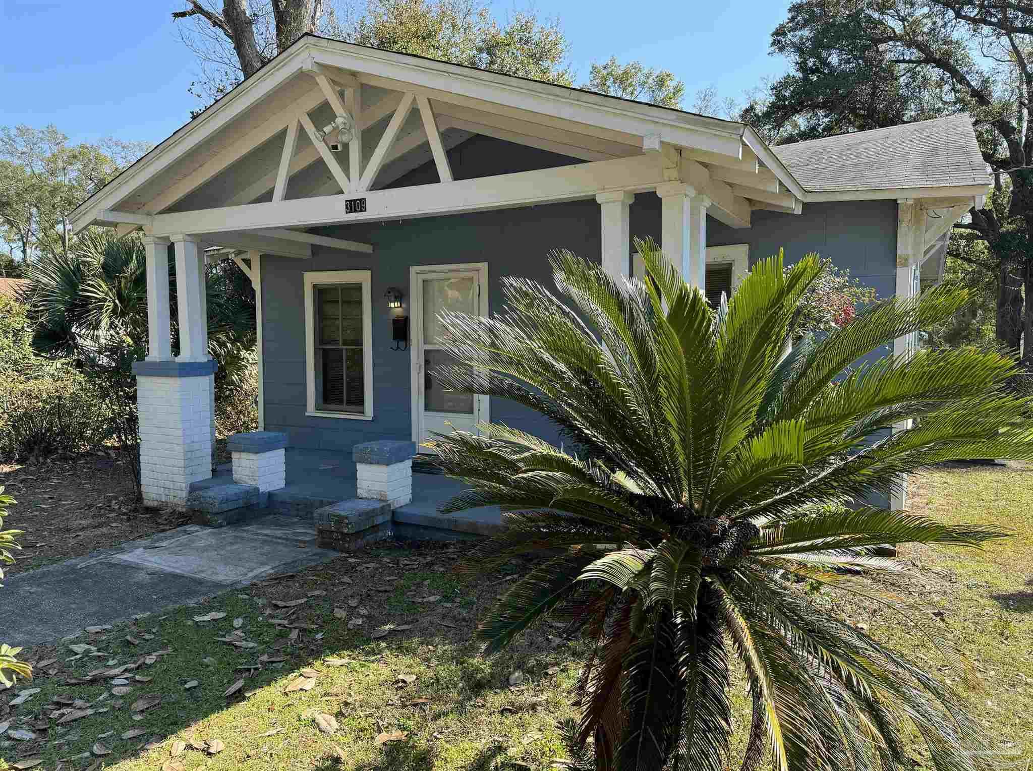 3109 E Gonzales St