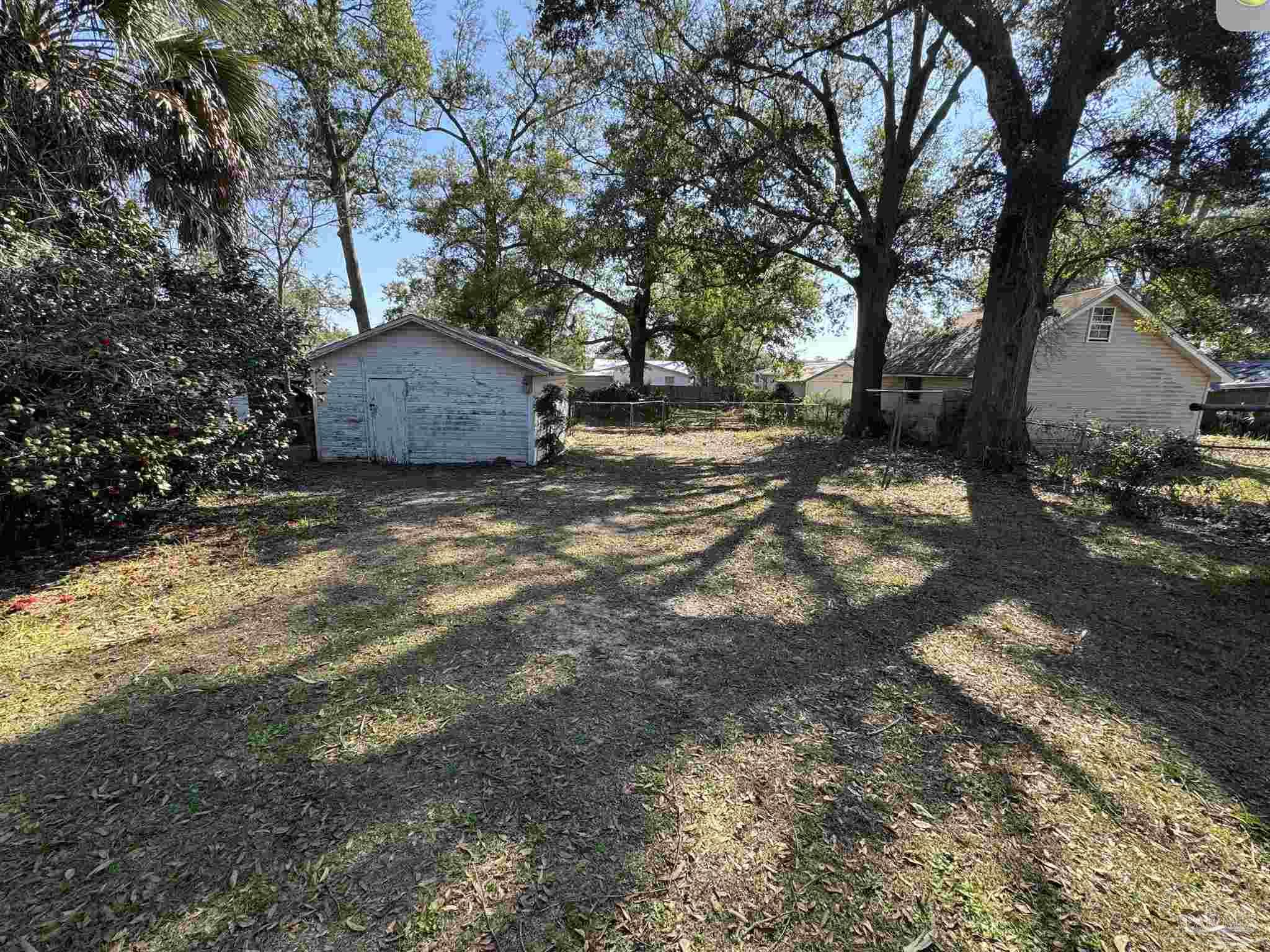 3109 E Gonzales St