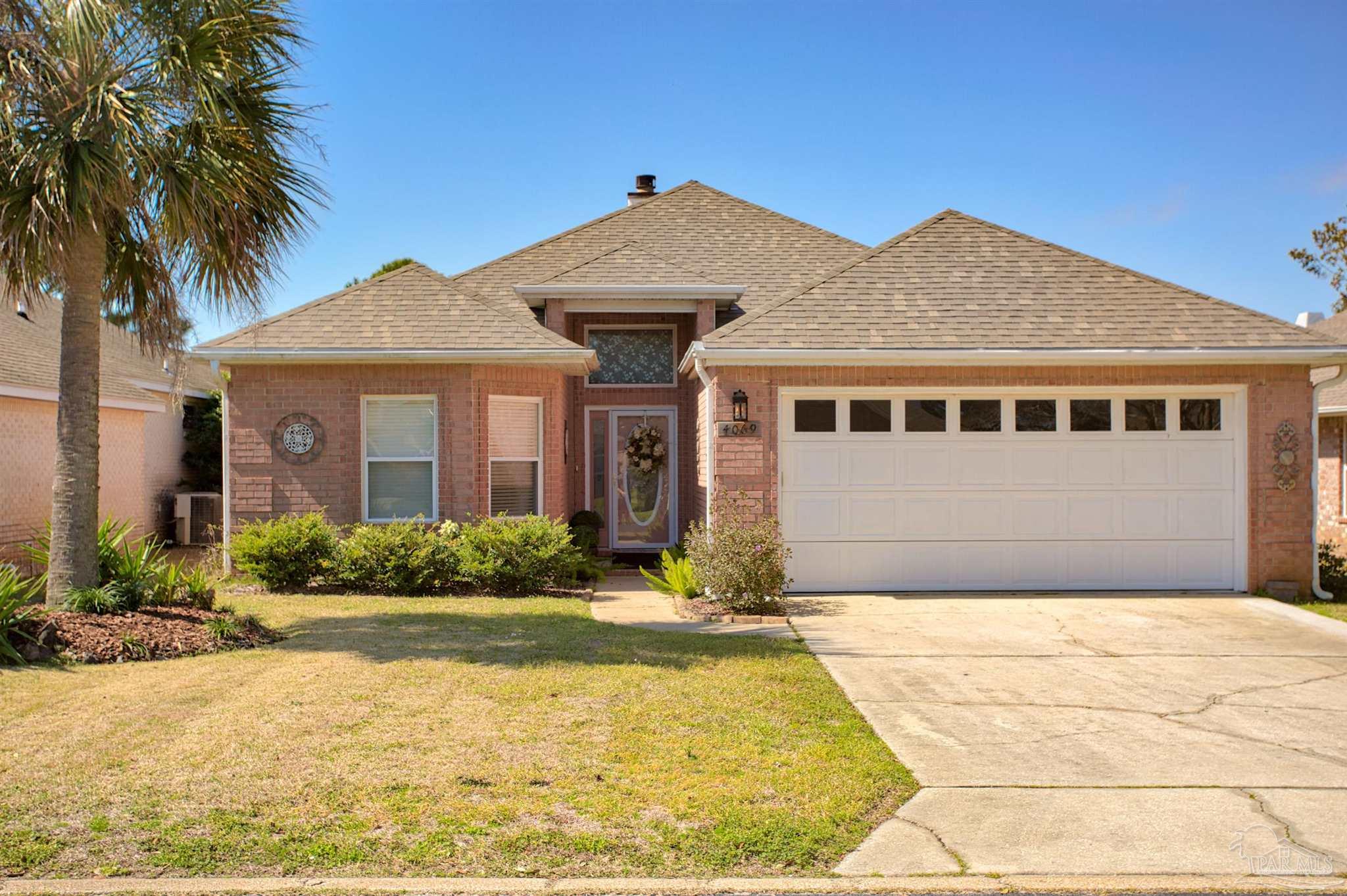 4069 Longwood Cir