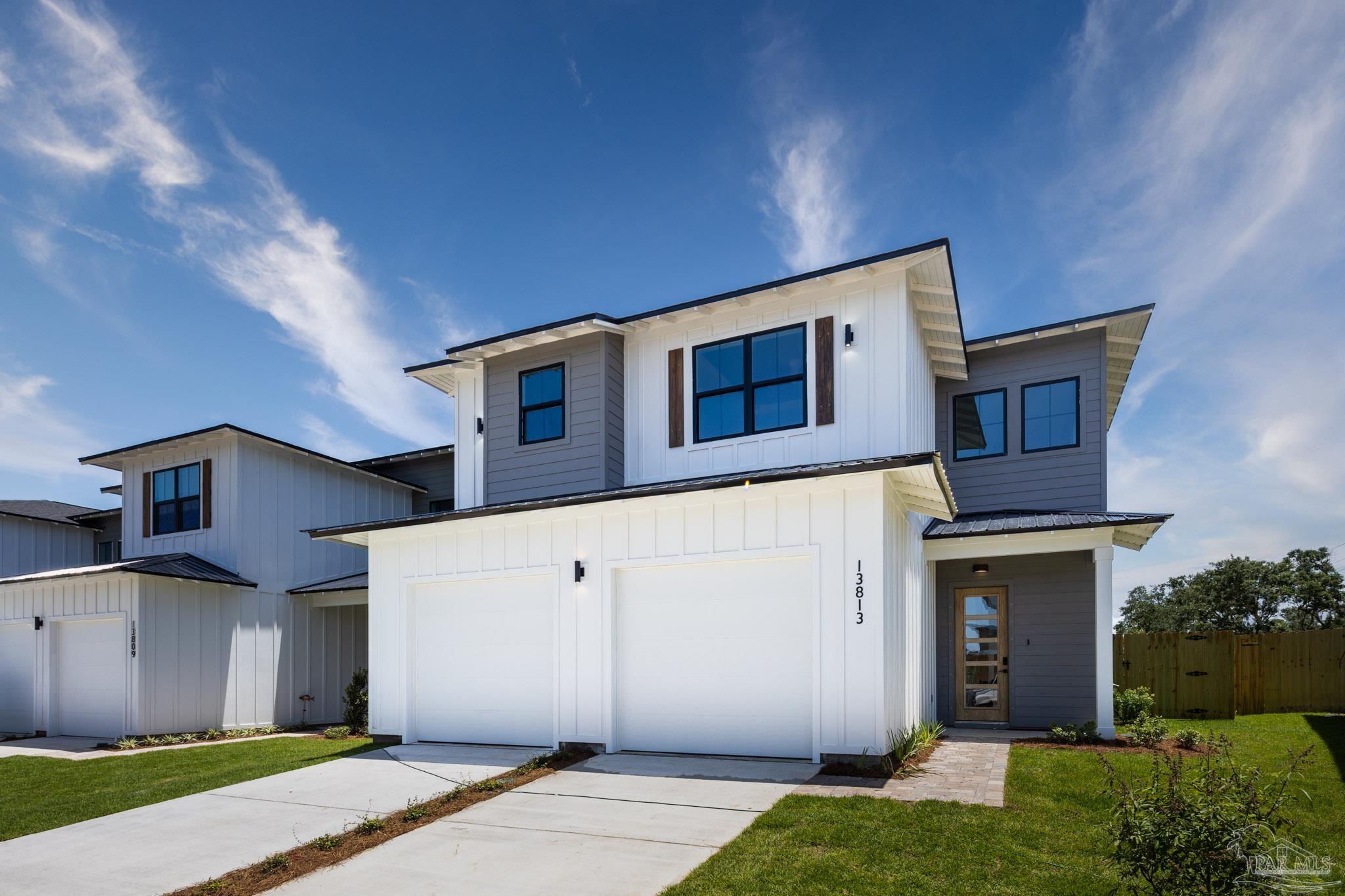 5626 Pelican Pl