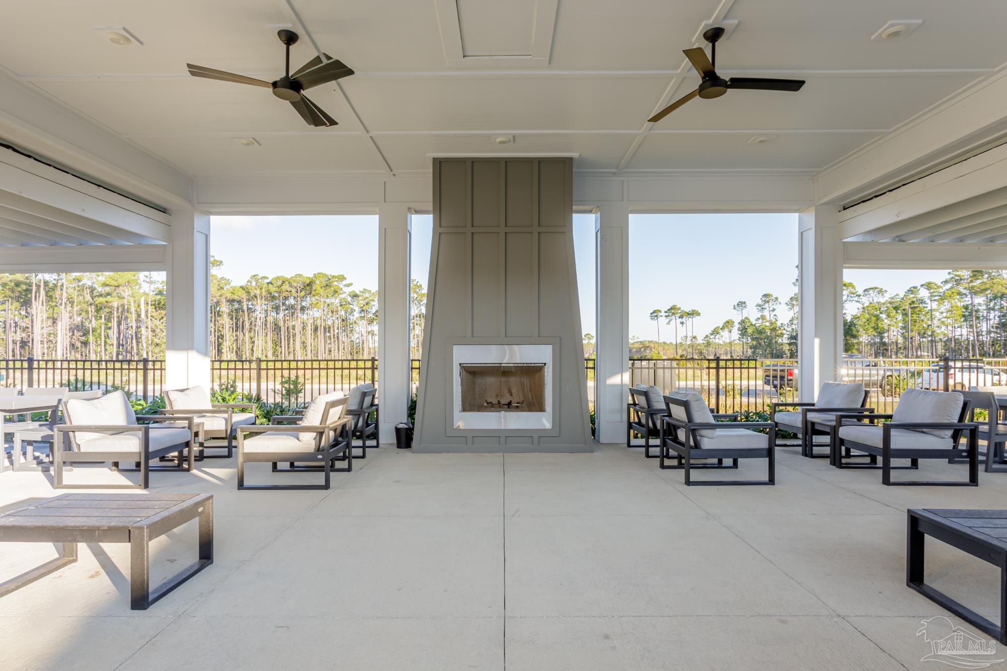 5626 Pelican Pl