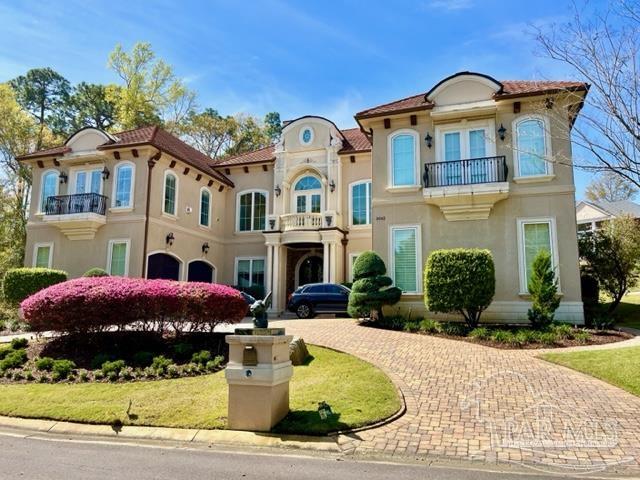 3033 Pelican Ln