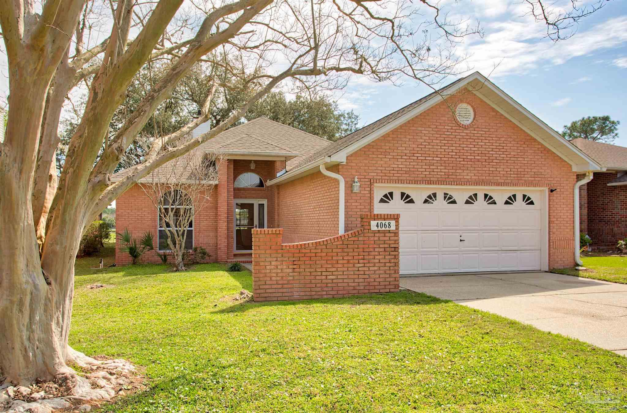 4068 Longwood Cir