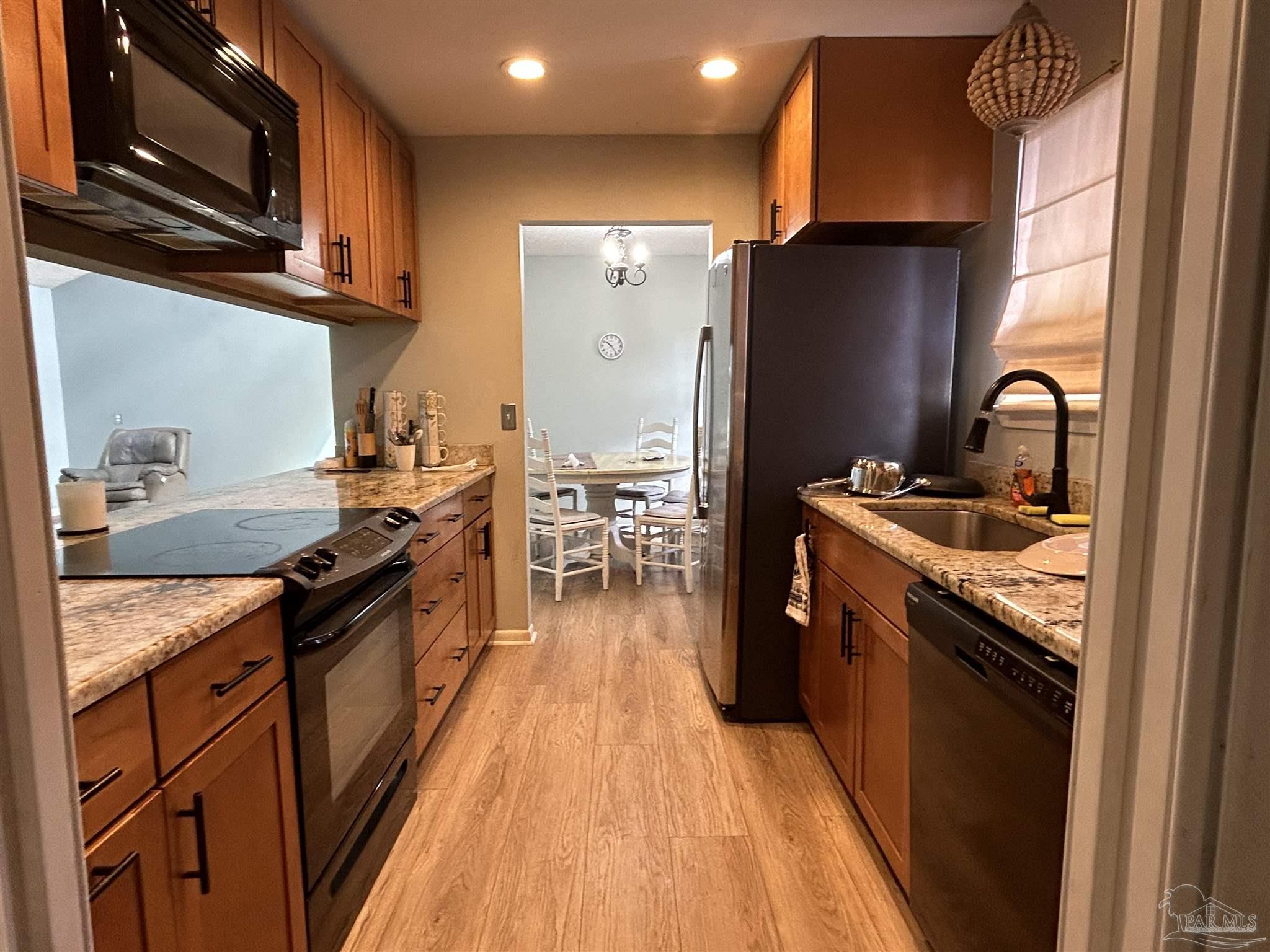 1432 El Sereno Pl