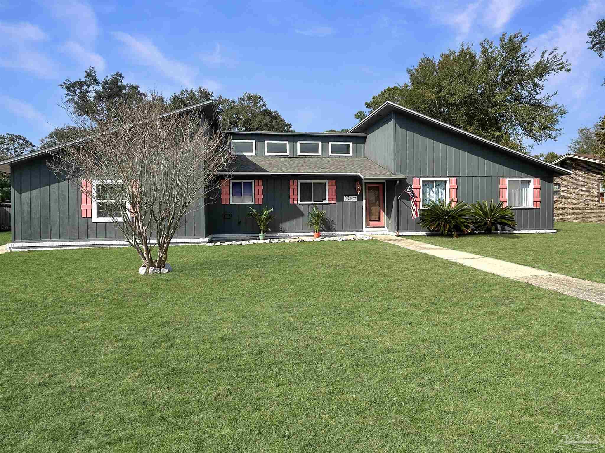 1432 El Sereno Pl