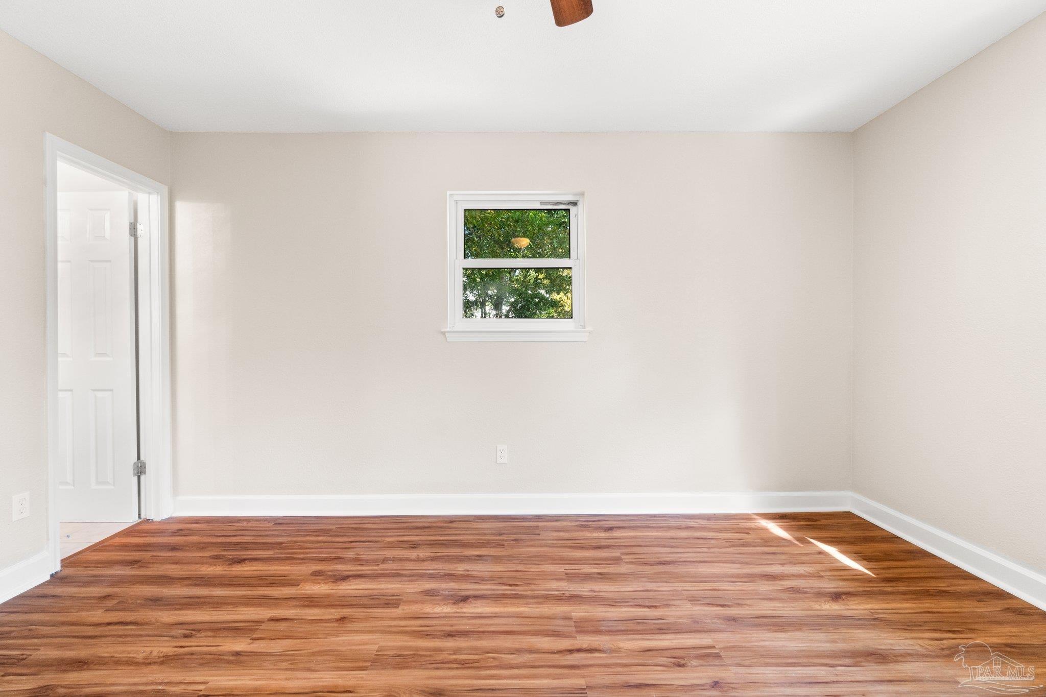 8230 Ridgefield Rd