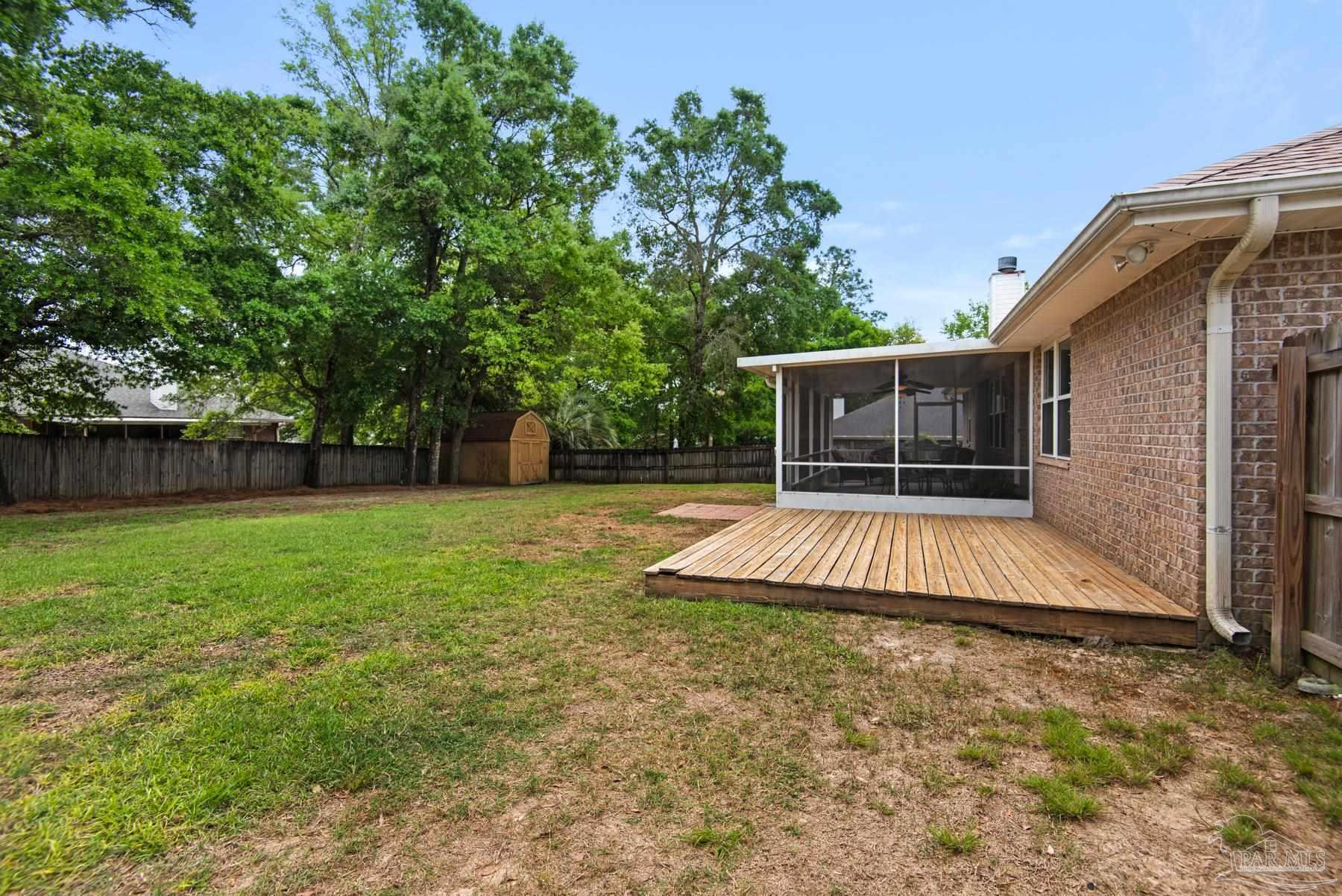 5949 Ridgeview Dr