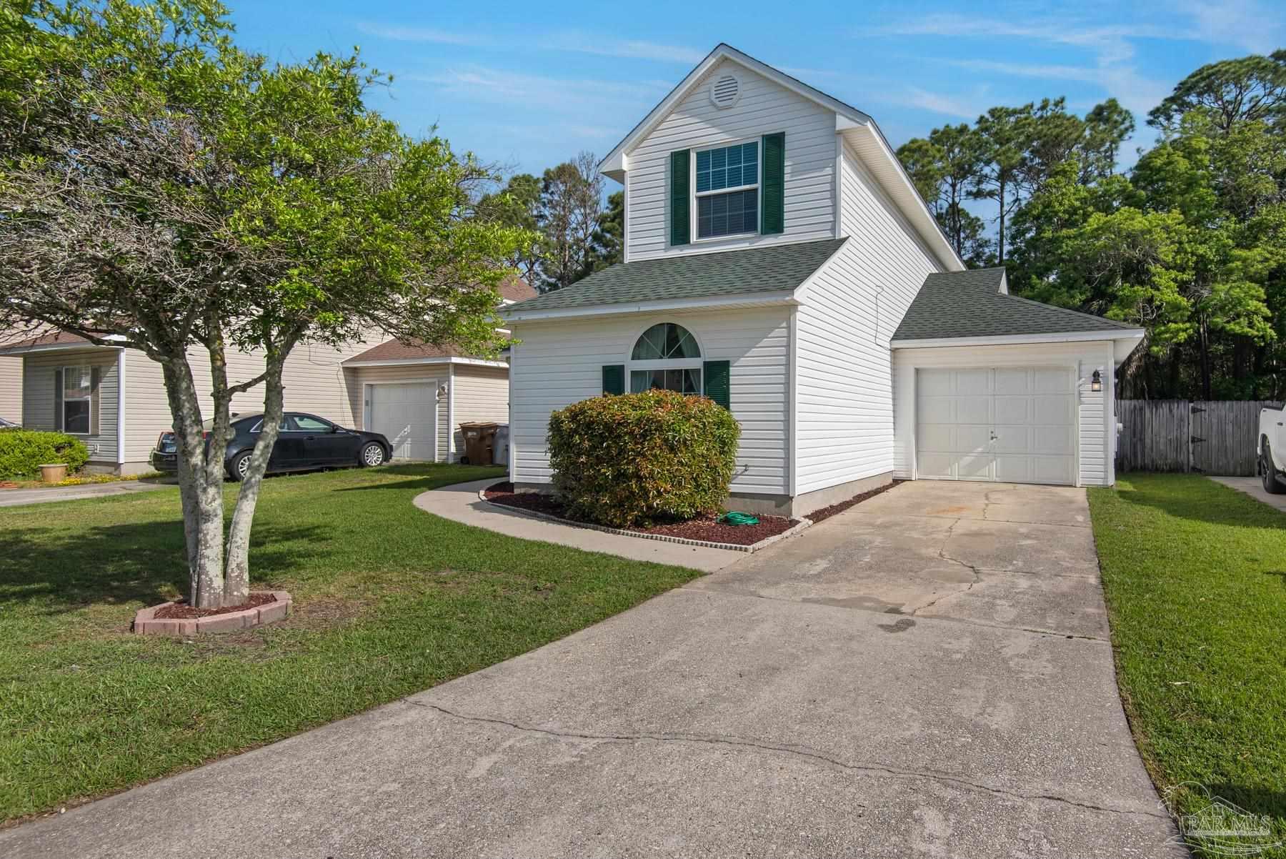 3148 Birdseye Cir