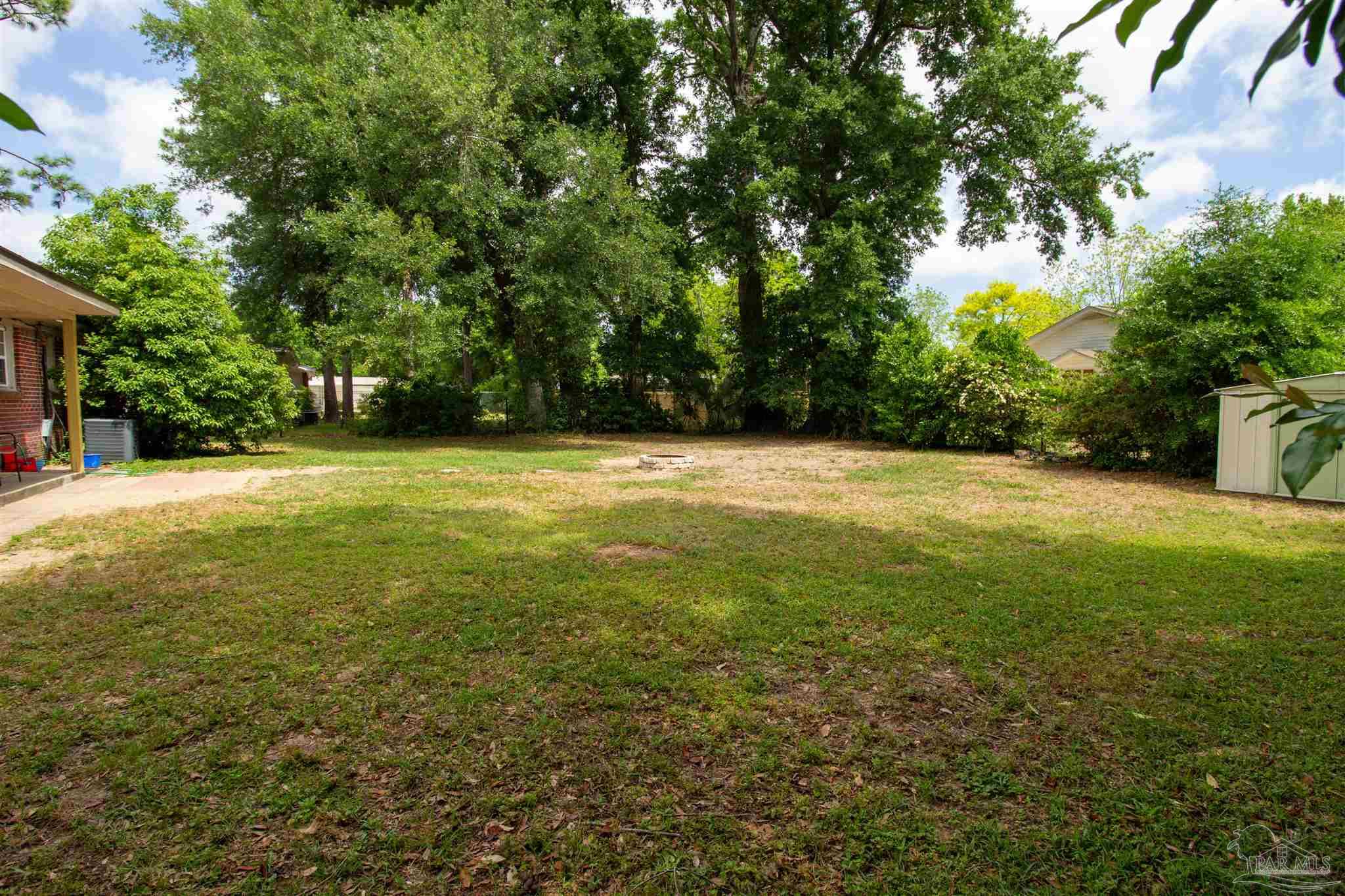 3960 Bayou Blvd