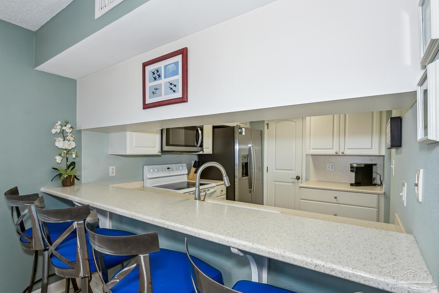 1600 Via Deluna Dr # B Unit: 608-B