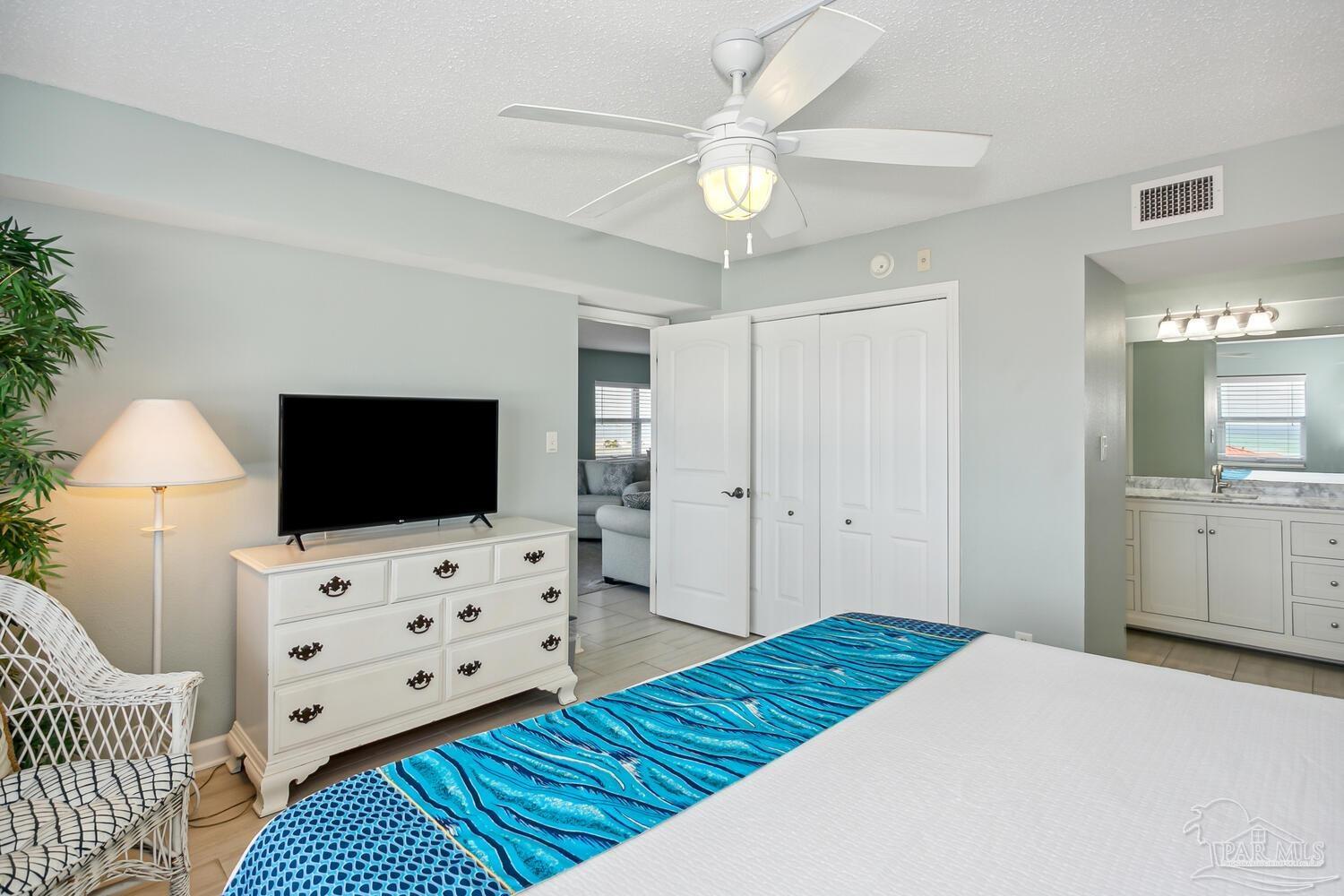 1600 Via Deluna Dr # B Unit: 608-B