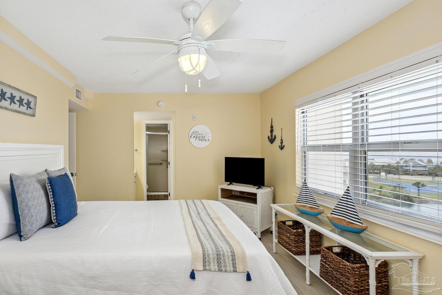 1600 Via Deluna Dr # B Unit: 608-B