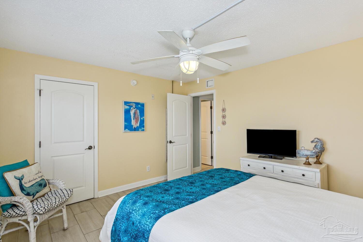 1600 Via Deluna Dr # B Unit: 608-B