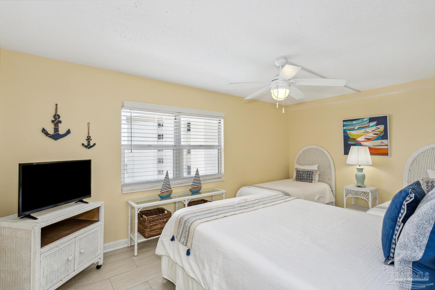 1600 Via Deluna Dr # B Unit: 608-B