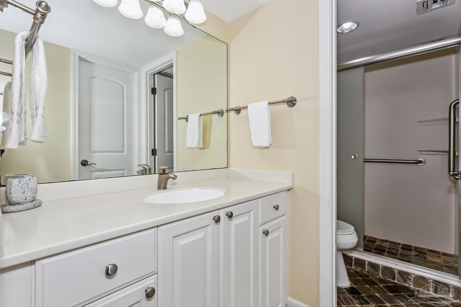 1600 Via Deluna Dr # B Unit: 608-B