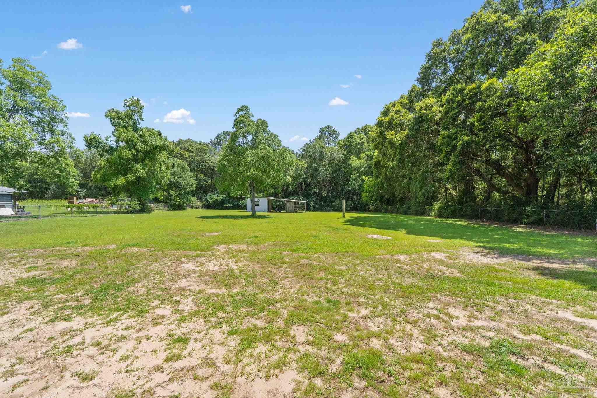 8553 Honeybee Ln