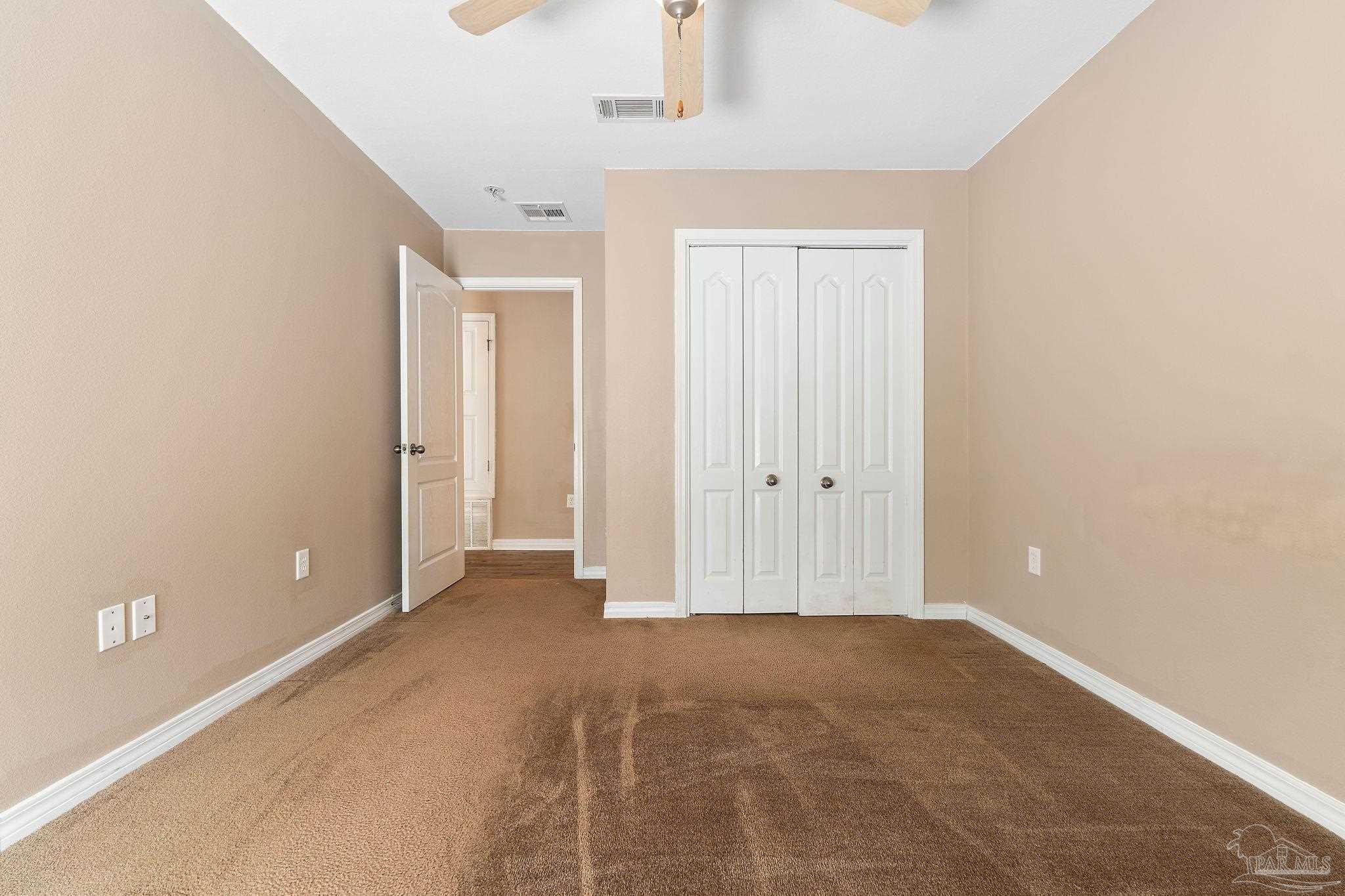 8553 Honeybee Ln