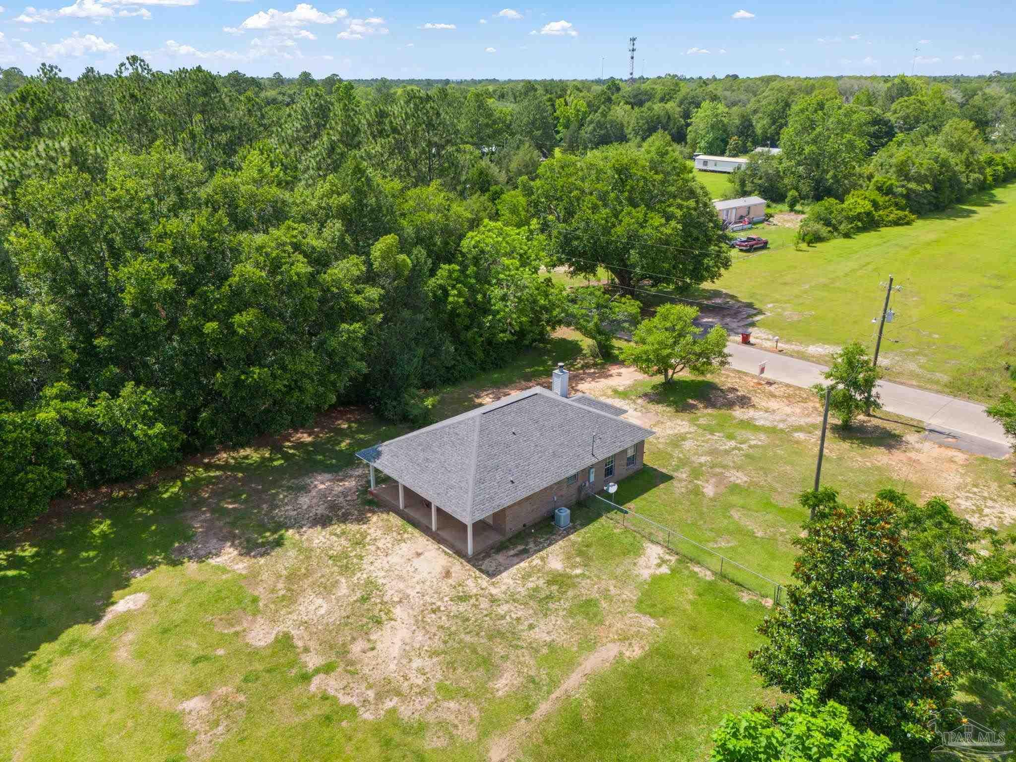 8553 Honeybee Ln