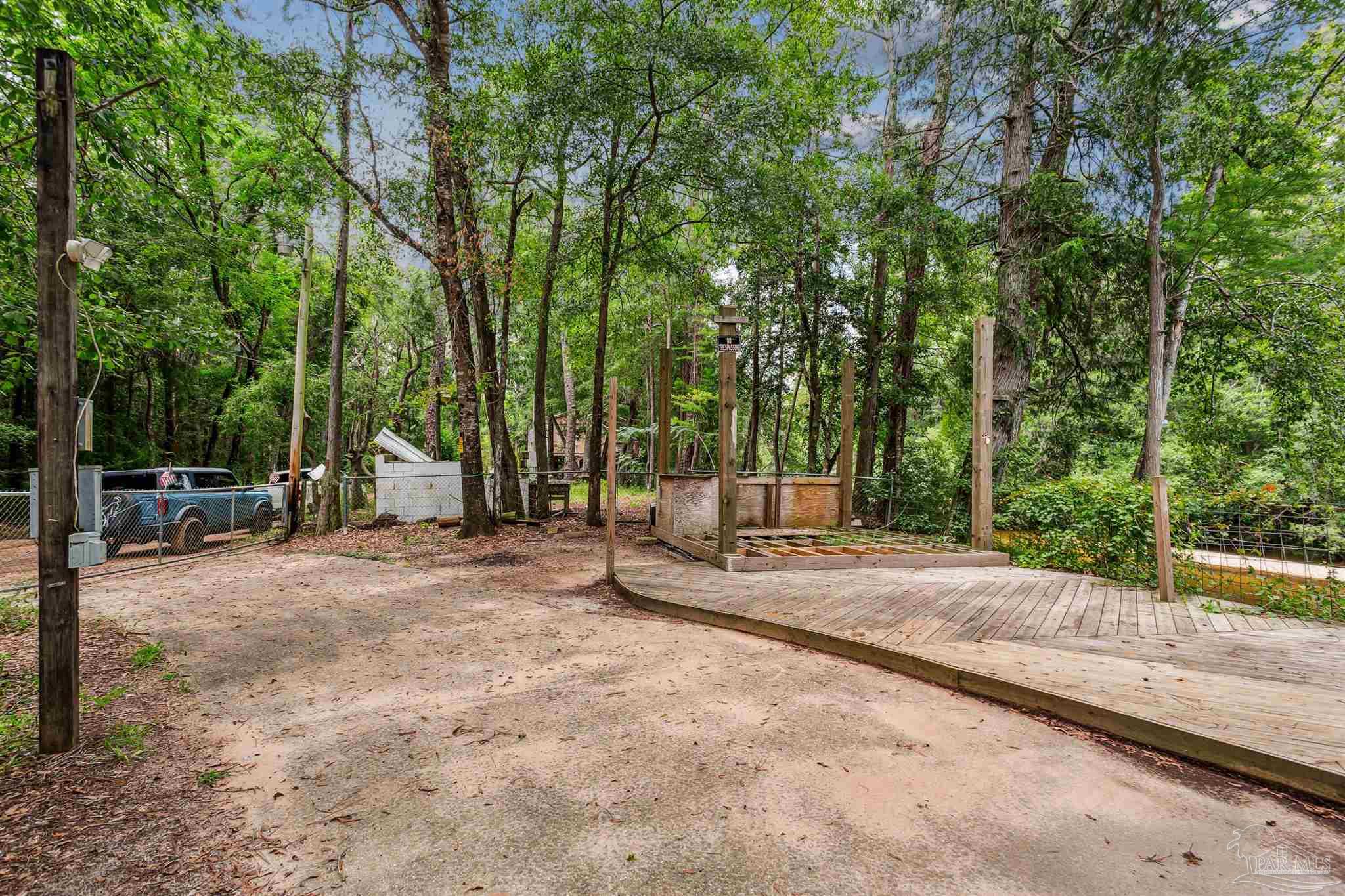 00 Steel Bridge Rd