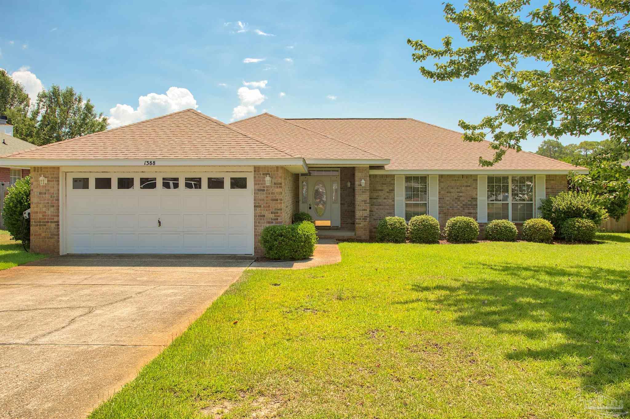 1388 Connemara Cir