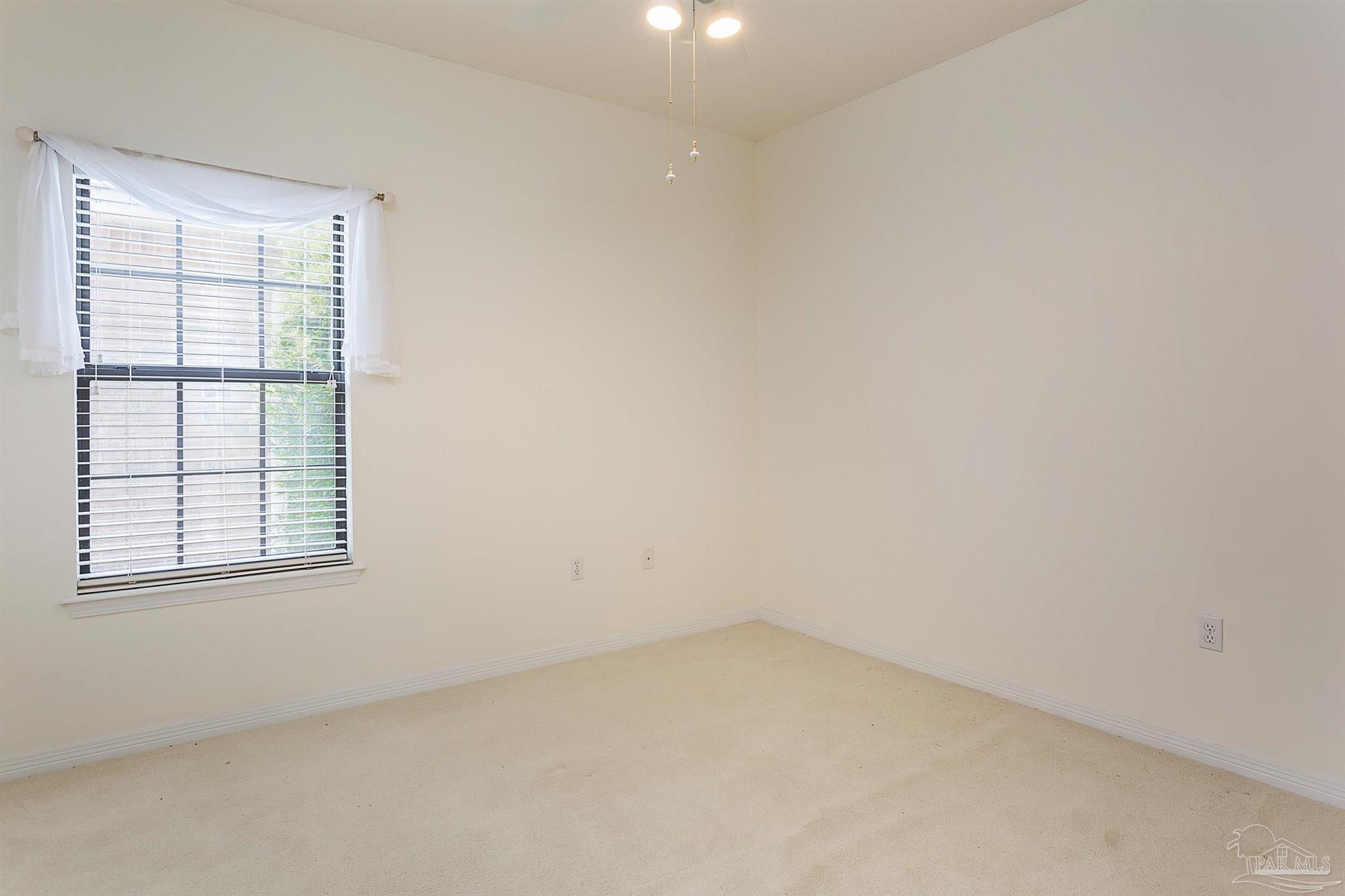 4161 Longwood Cir
