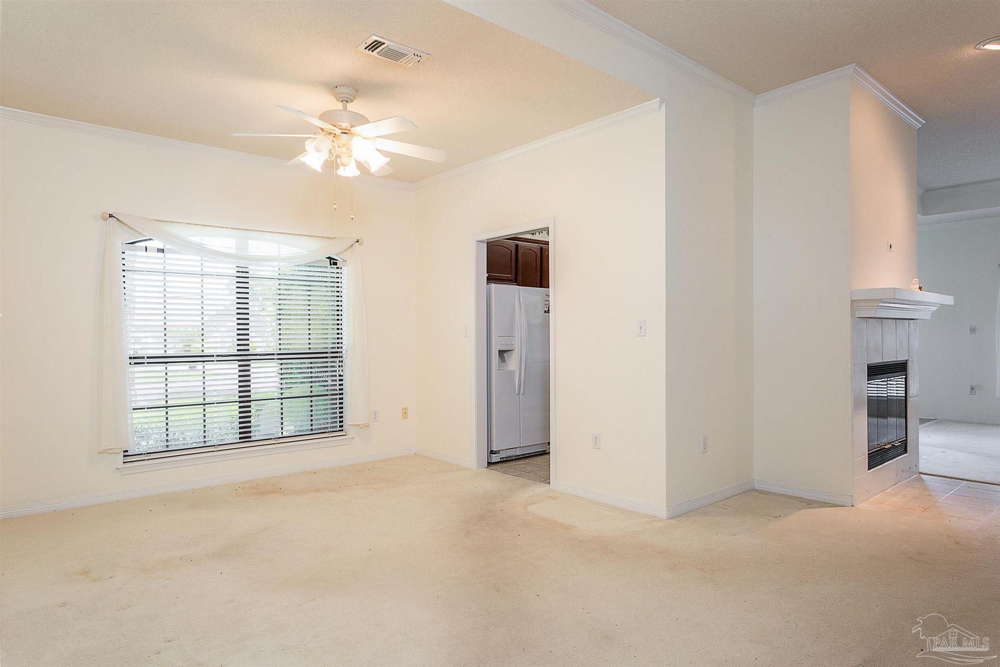 4161 Longwood Cir