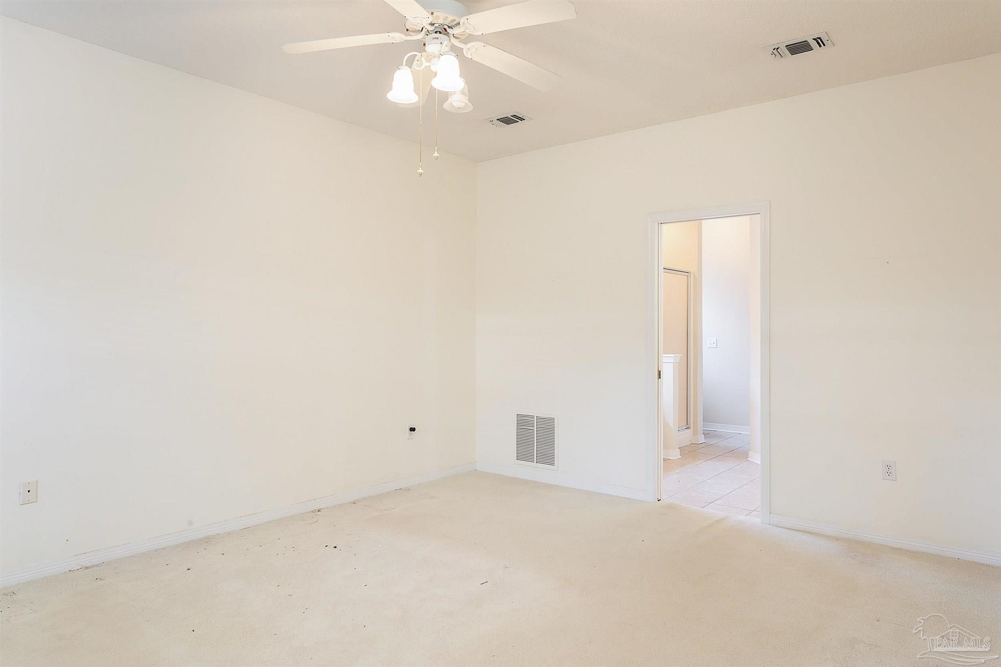 4161 Longwood Cir