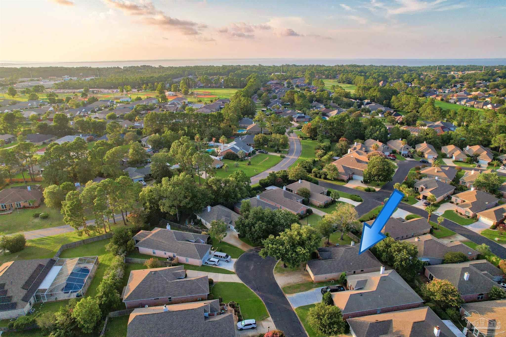 4161 Longwood Cir