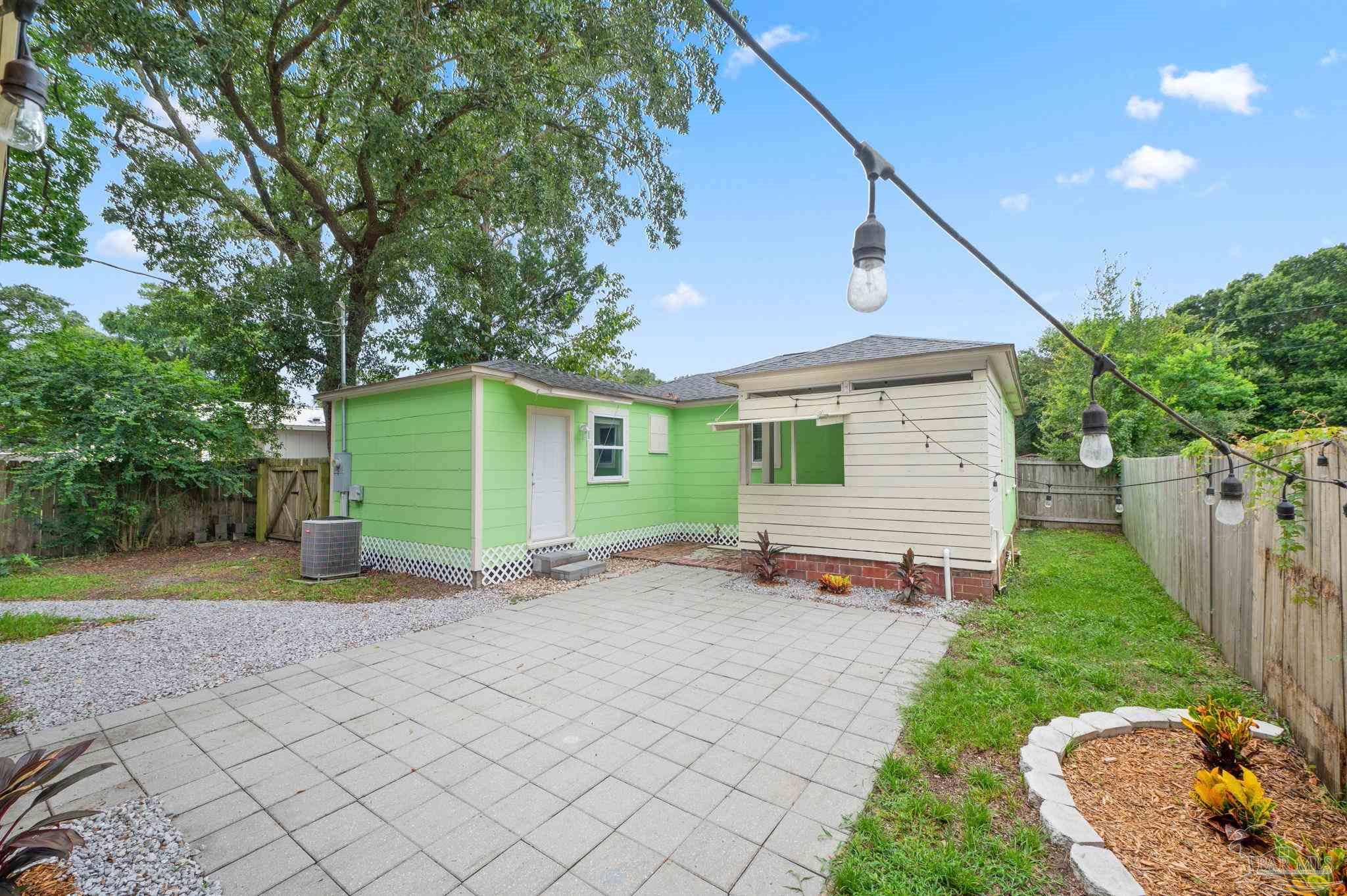 507 NW Syrcle Dr