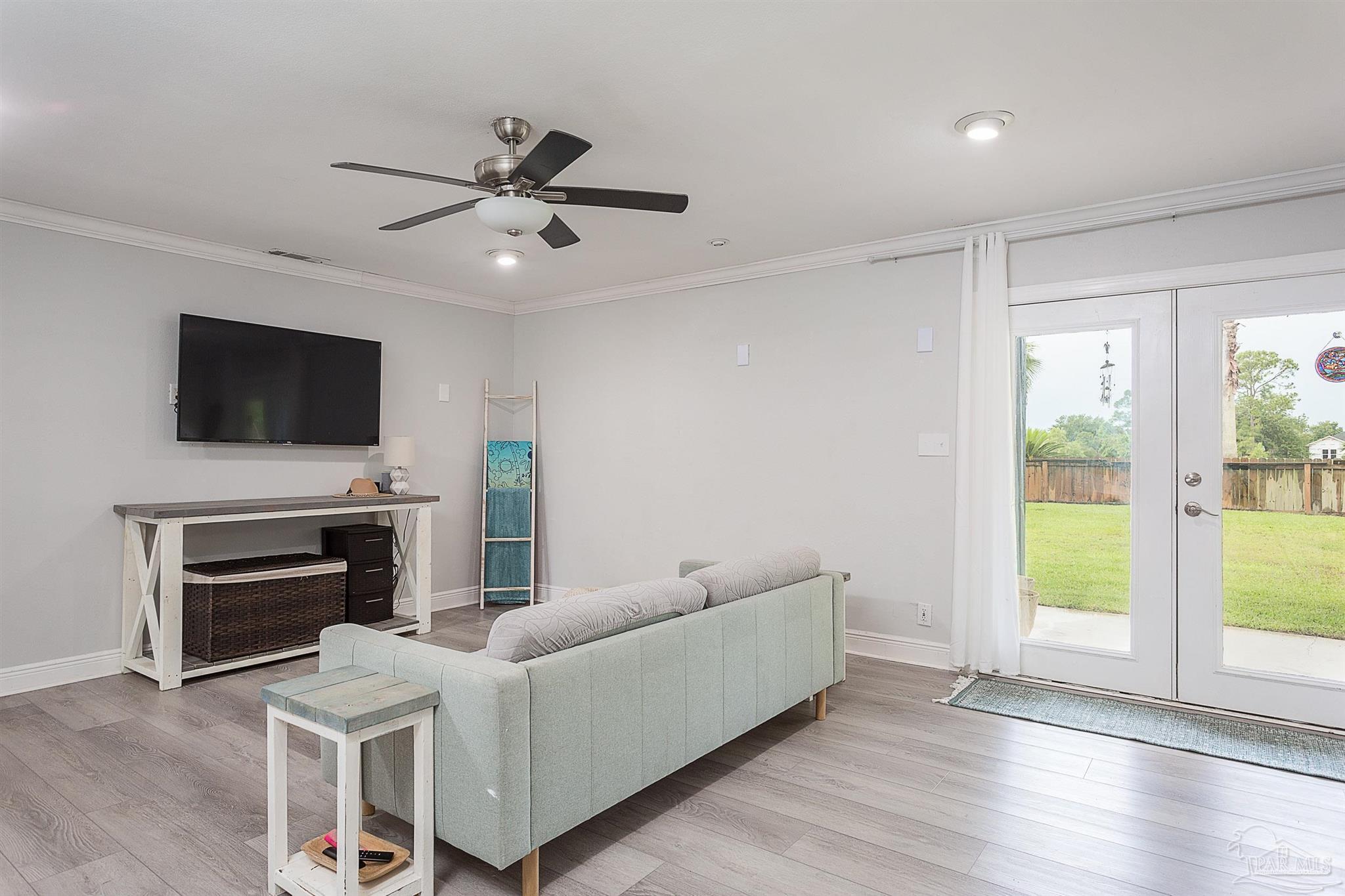 3821 Tiger Point Blvd