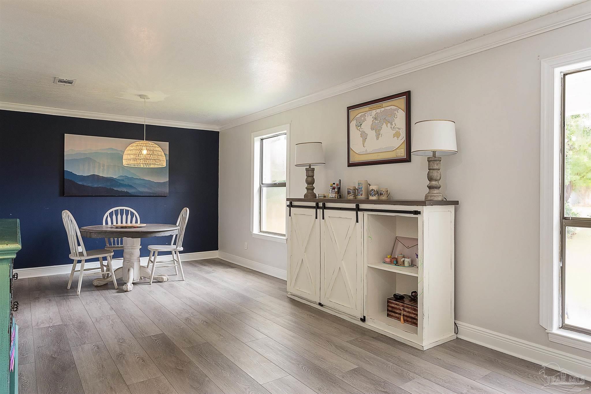 3821 Tiger Point Blvd