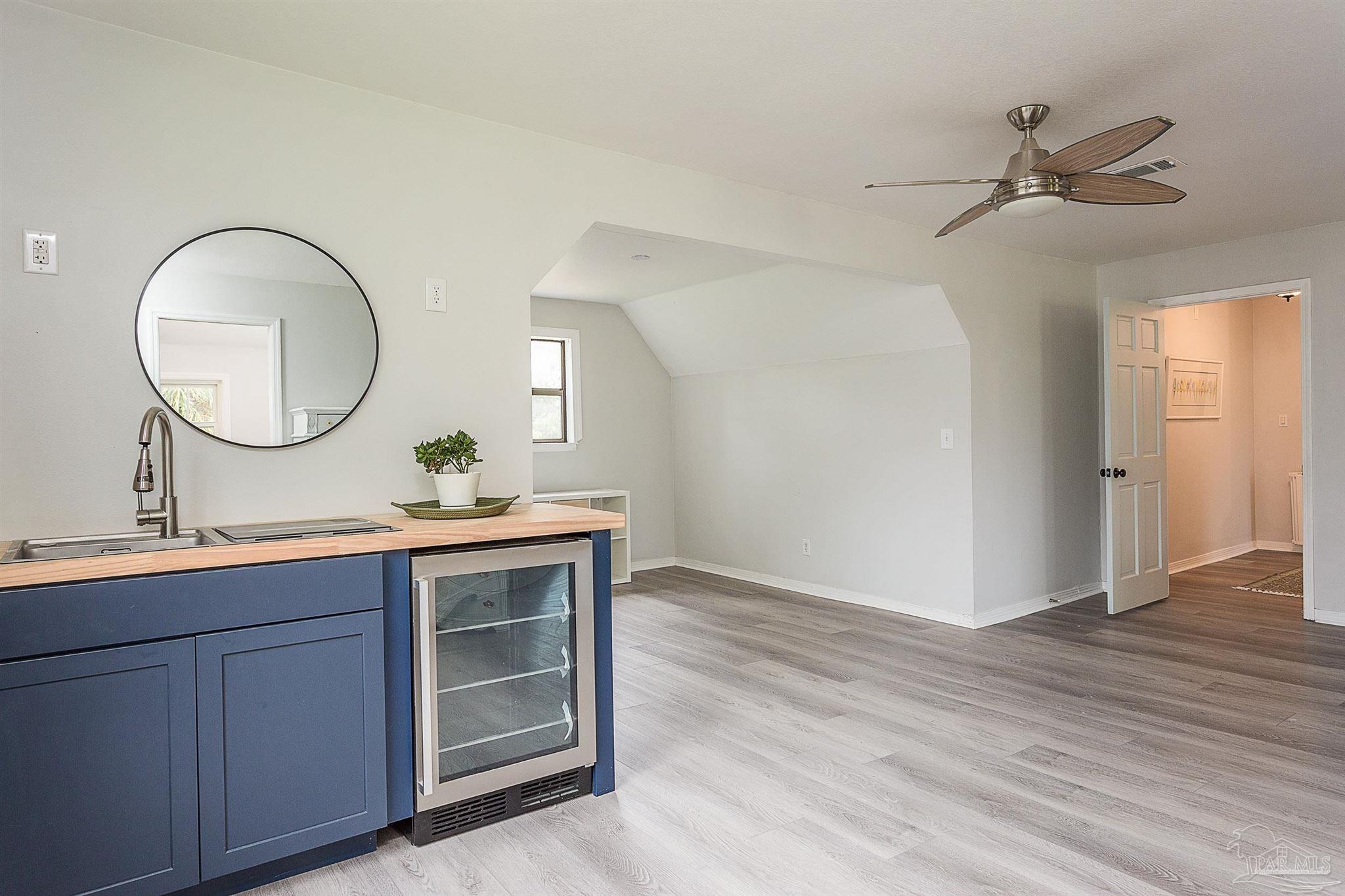 3821 Tiger Point Blvd