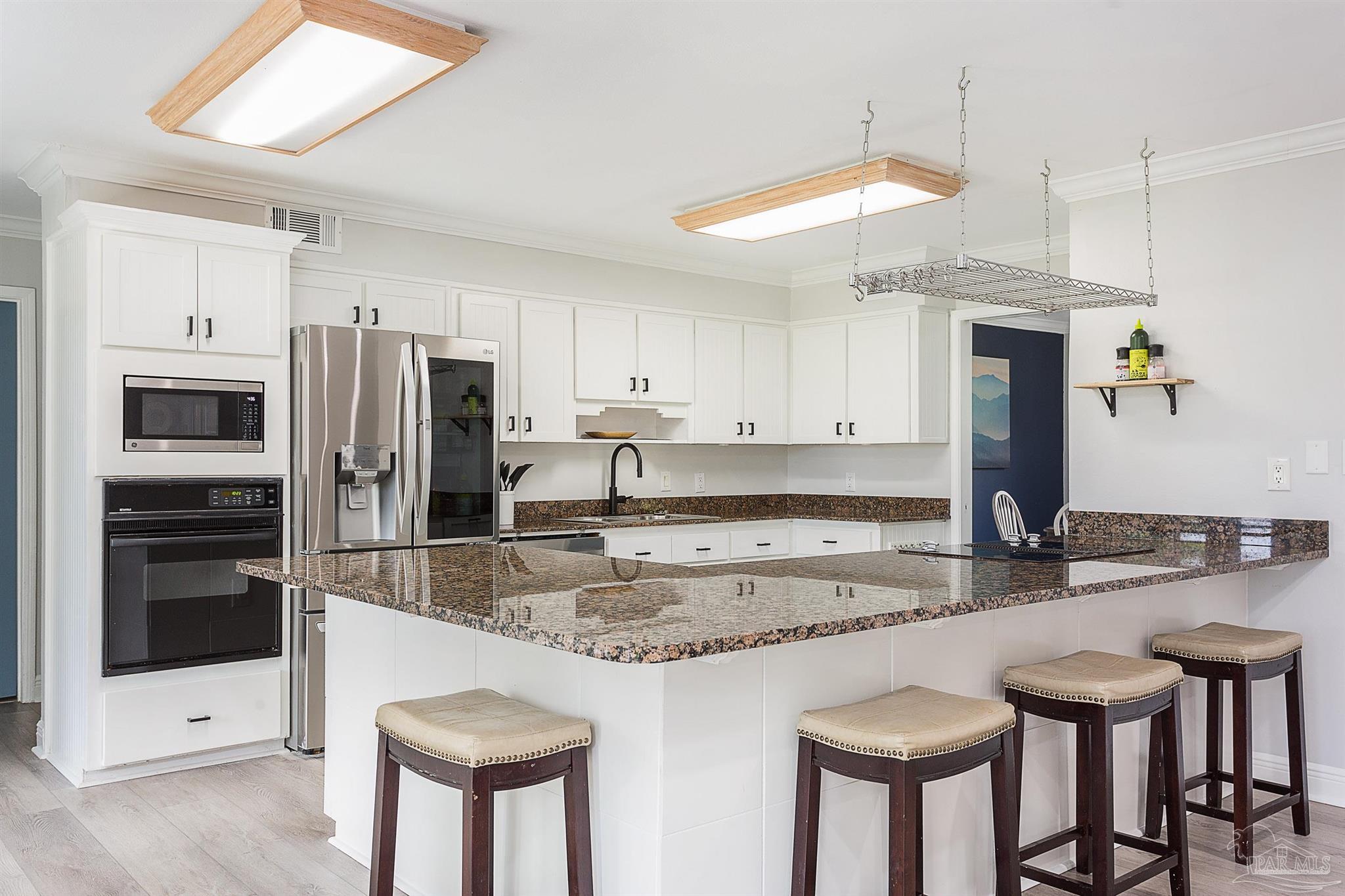 3821 Tiger Point Blvd