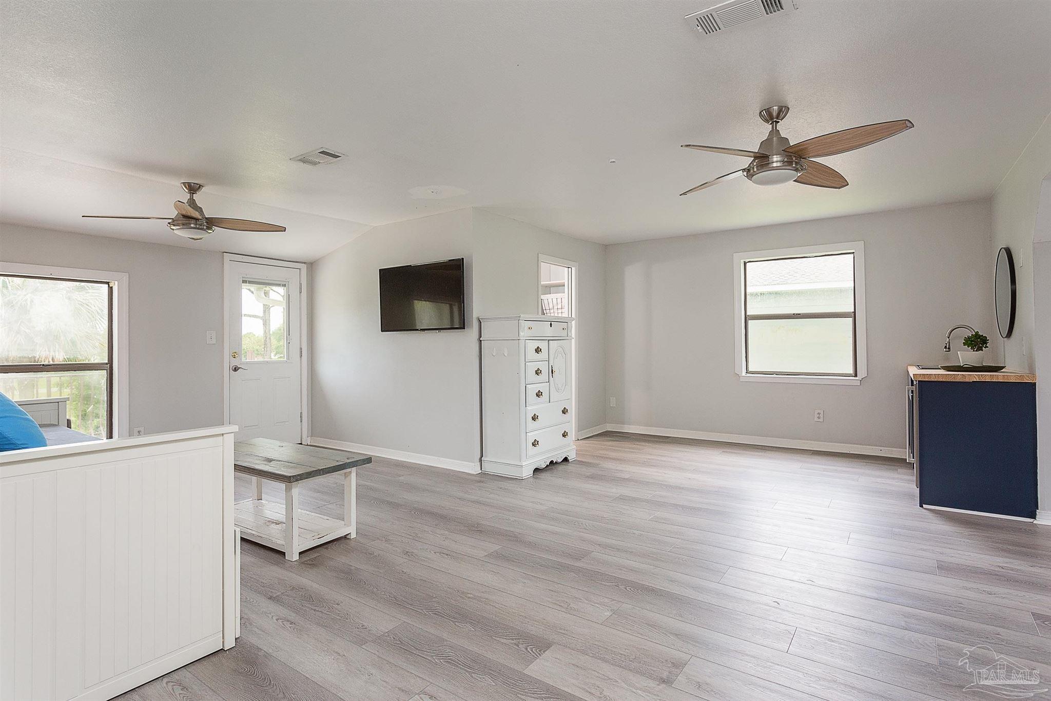 3821 Tiger Point Blvd