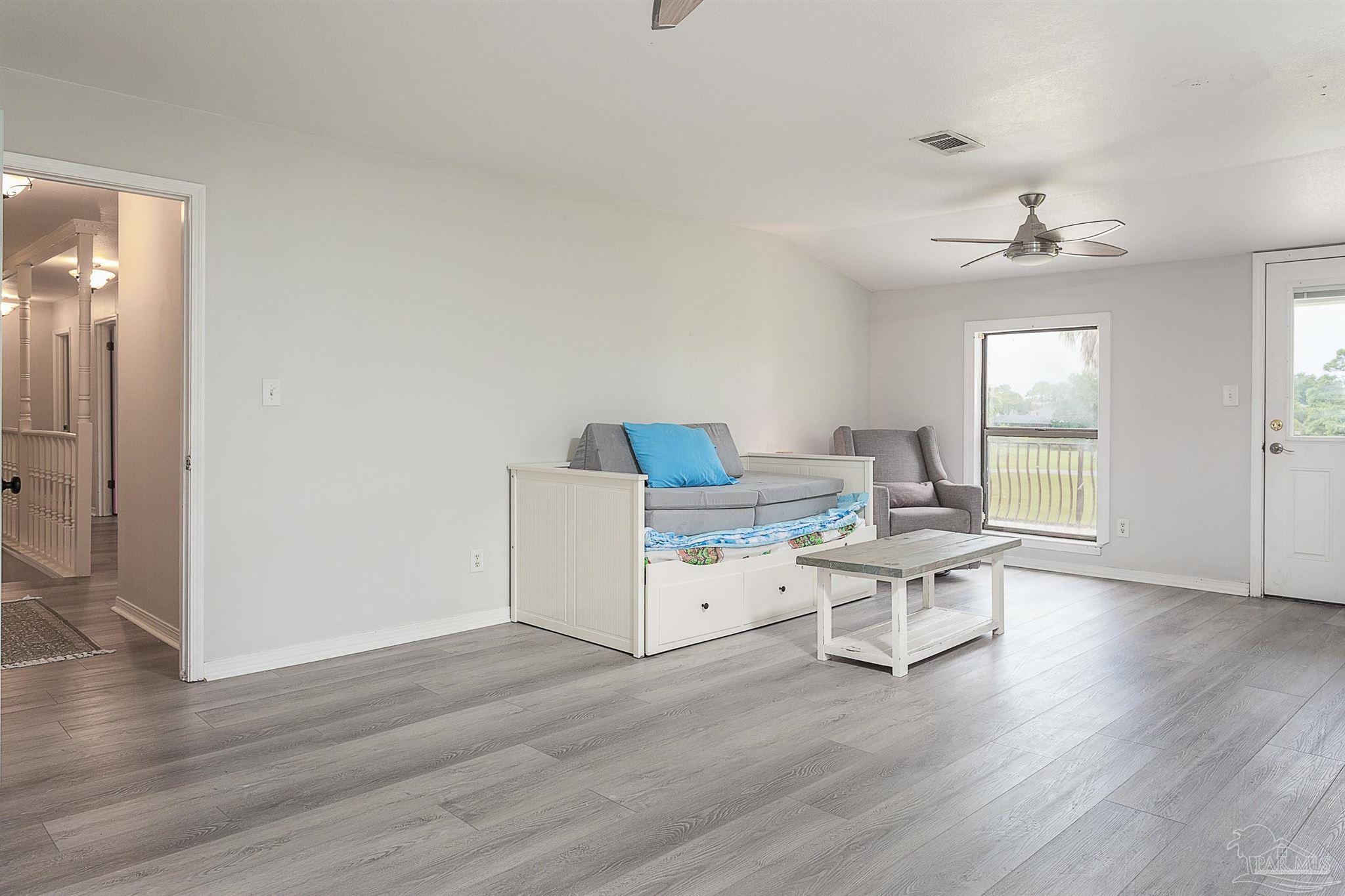 3821 Tiger Point Blvd