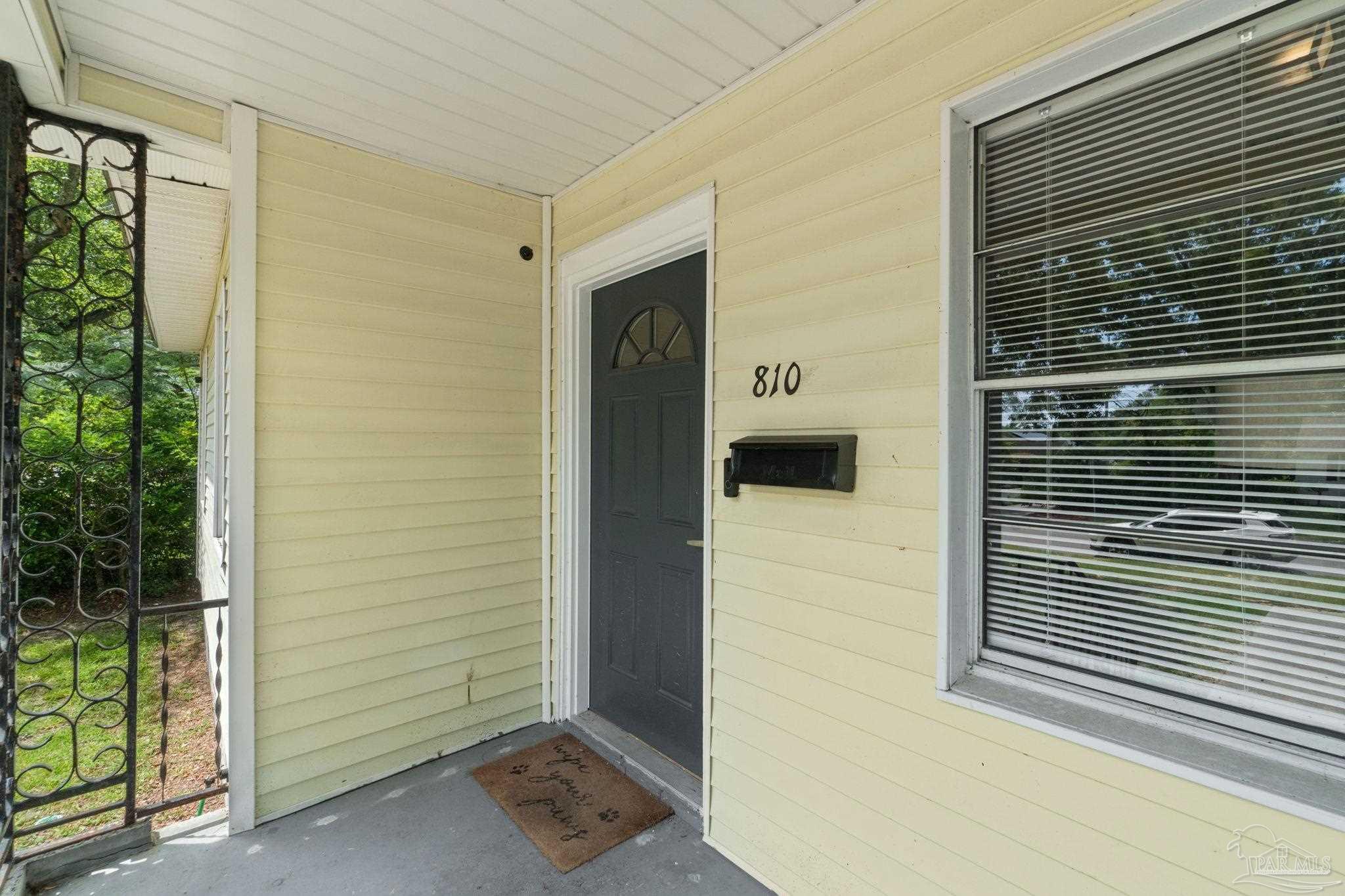 810 W Blount St