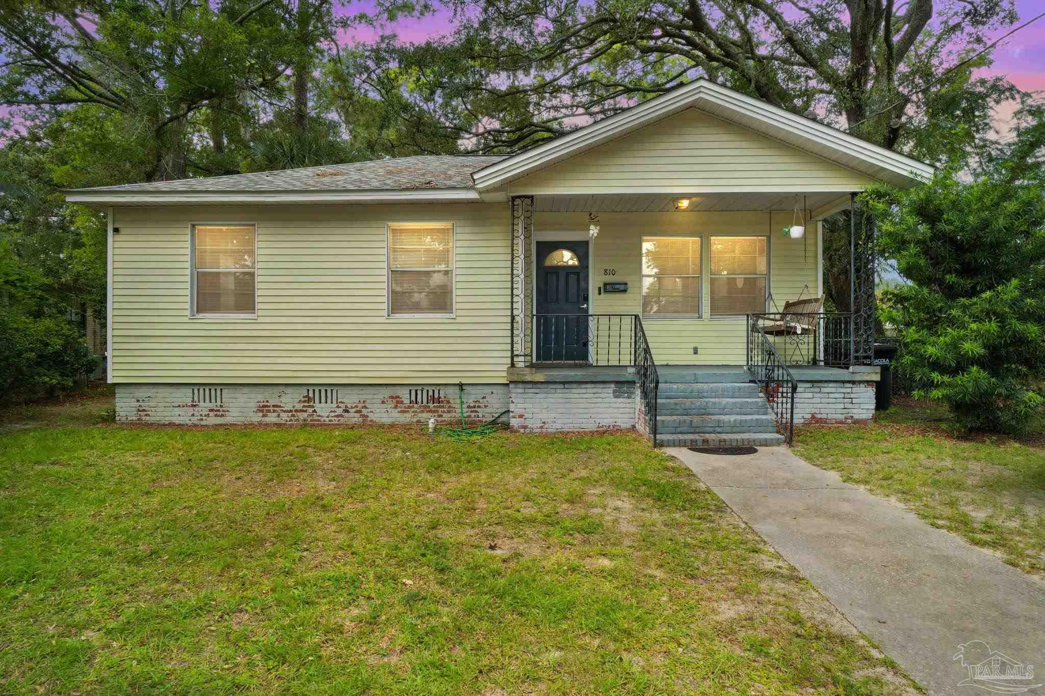 810 W Blount St