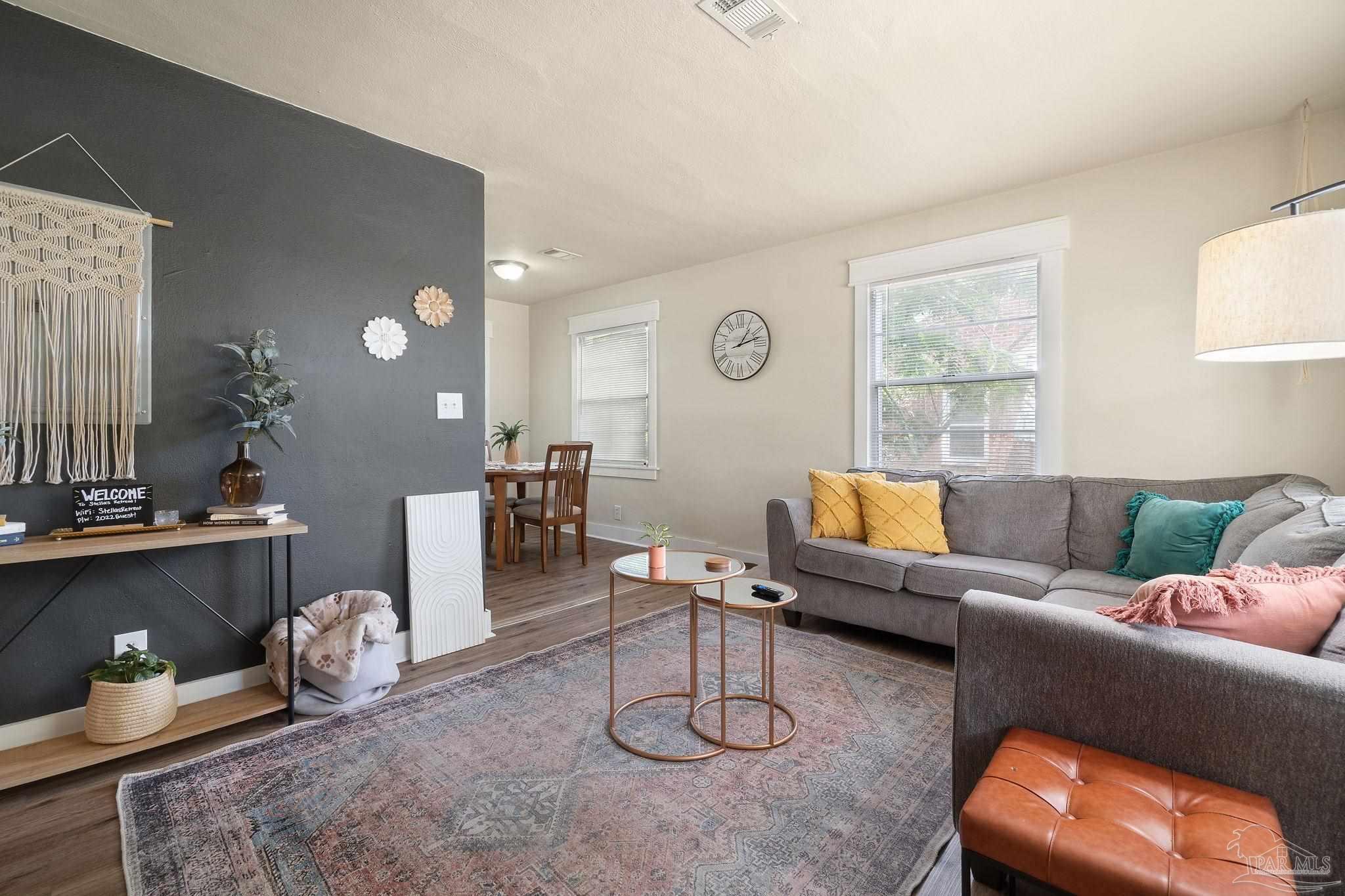 810 W Blount St